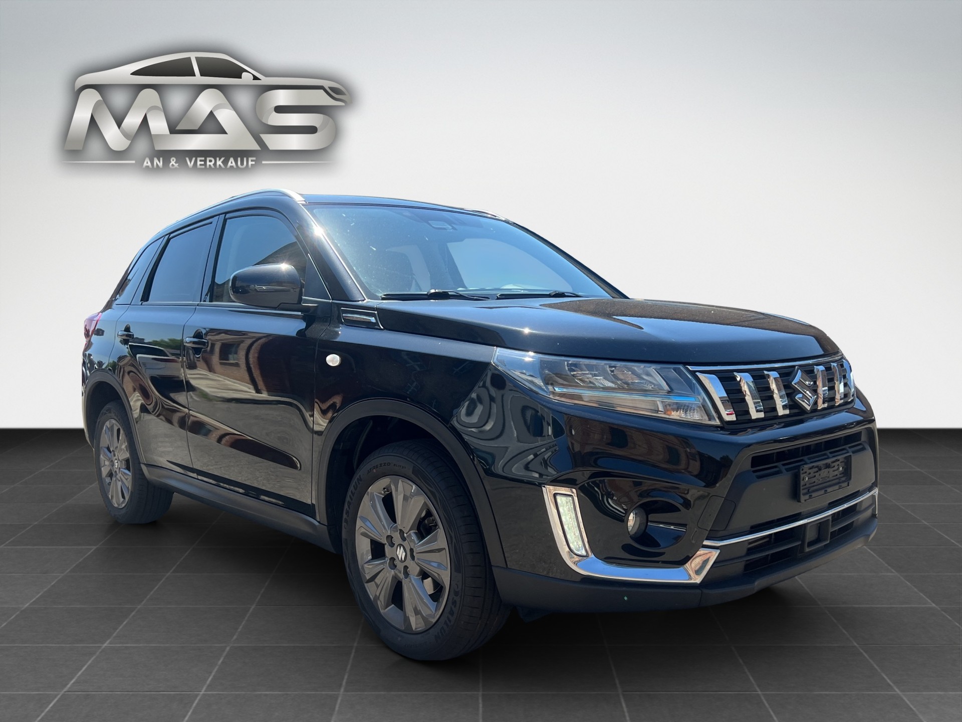 SUZUKI Vitara 1.4 Boosterjet Compact Top Hybrid Automatic-image-0