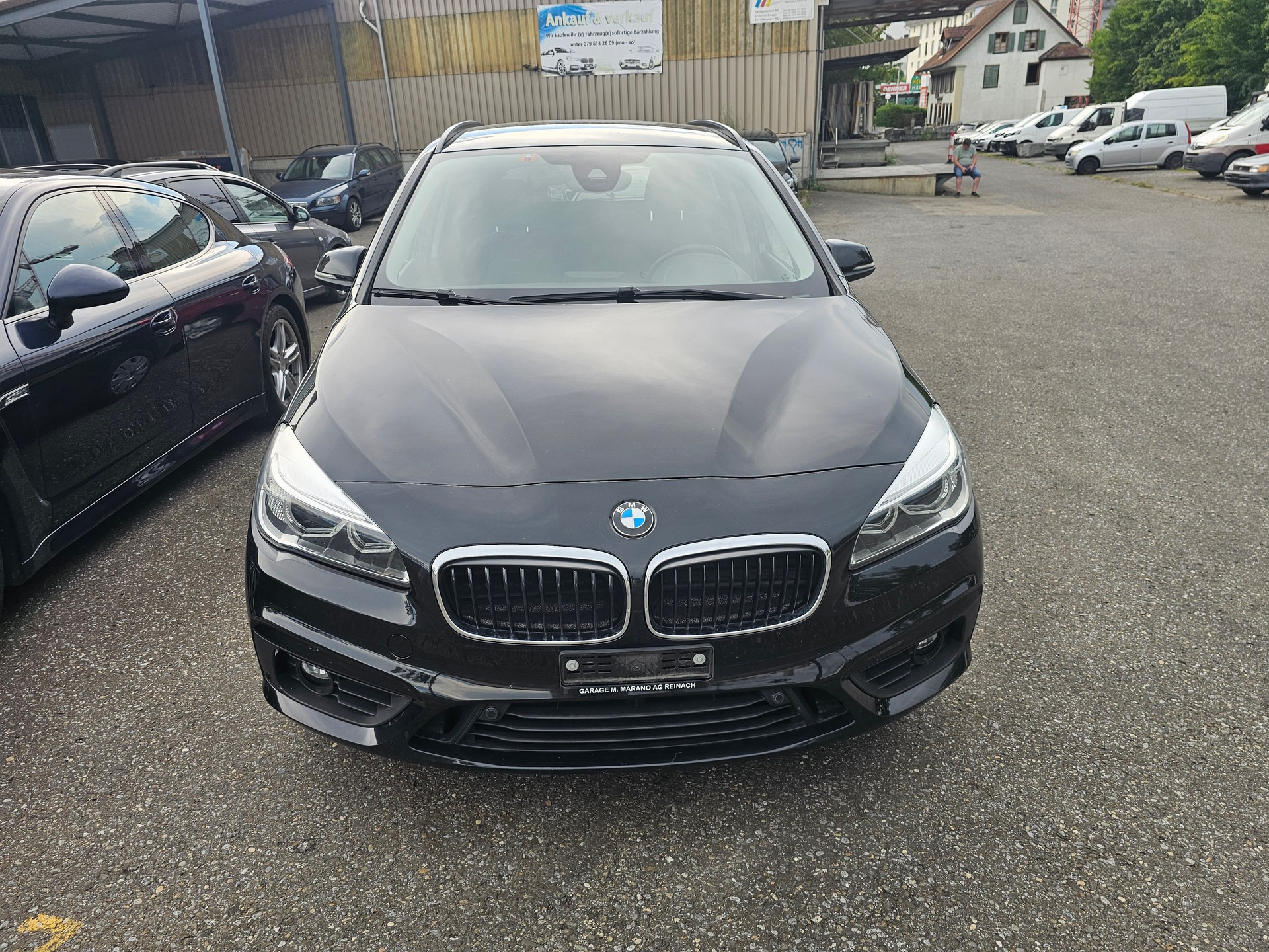 BMW 216d Gran Tourer Luxury Line Steptronic-image-10
