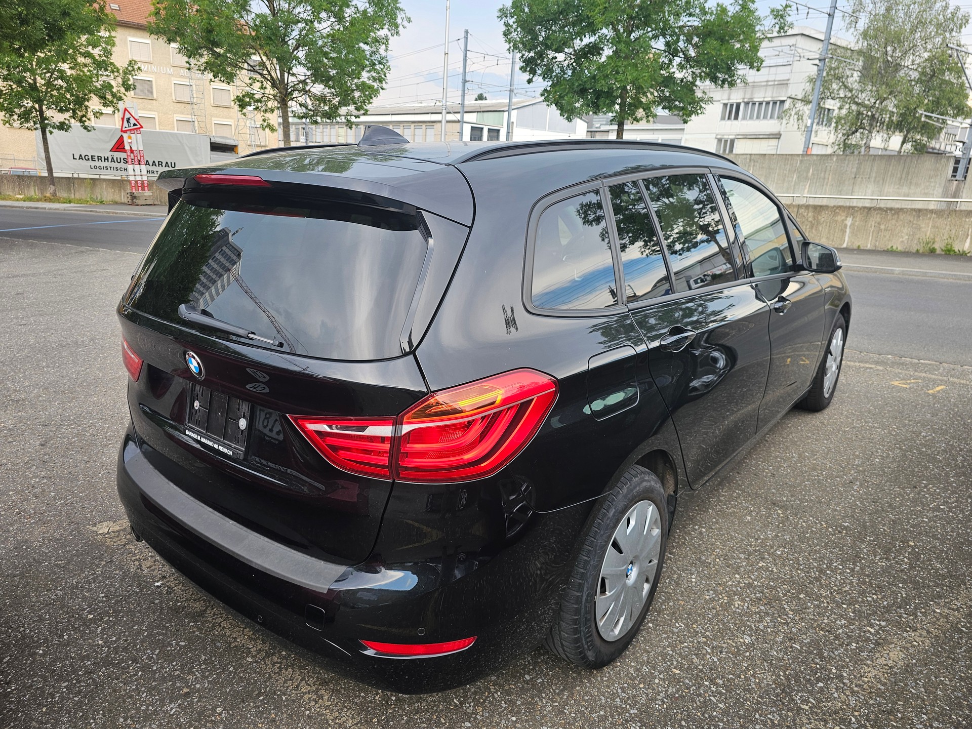 BMW 216d Gran Tourer Luxury Line Steptronic-image-13