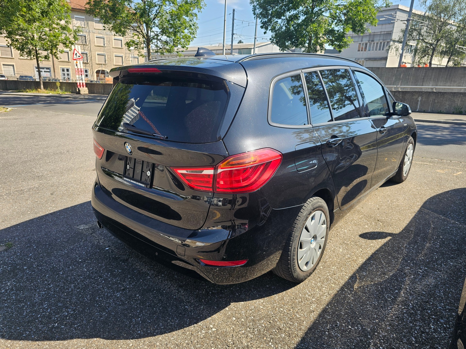 BMW 216d Gran Tourer Luxury Line Steptronic-image-3