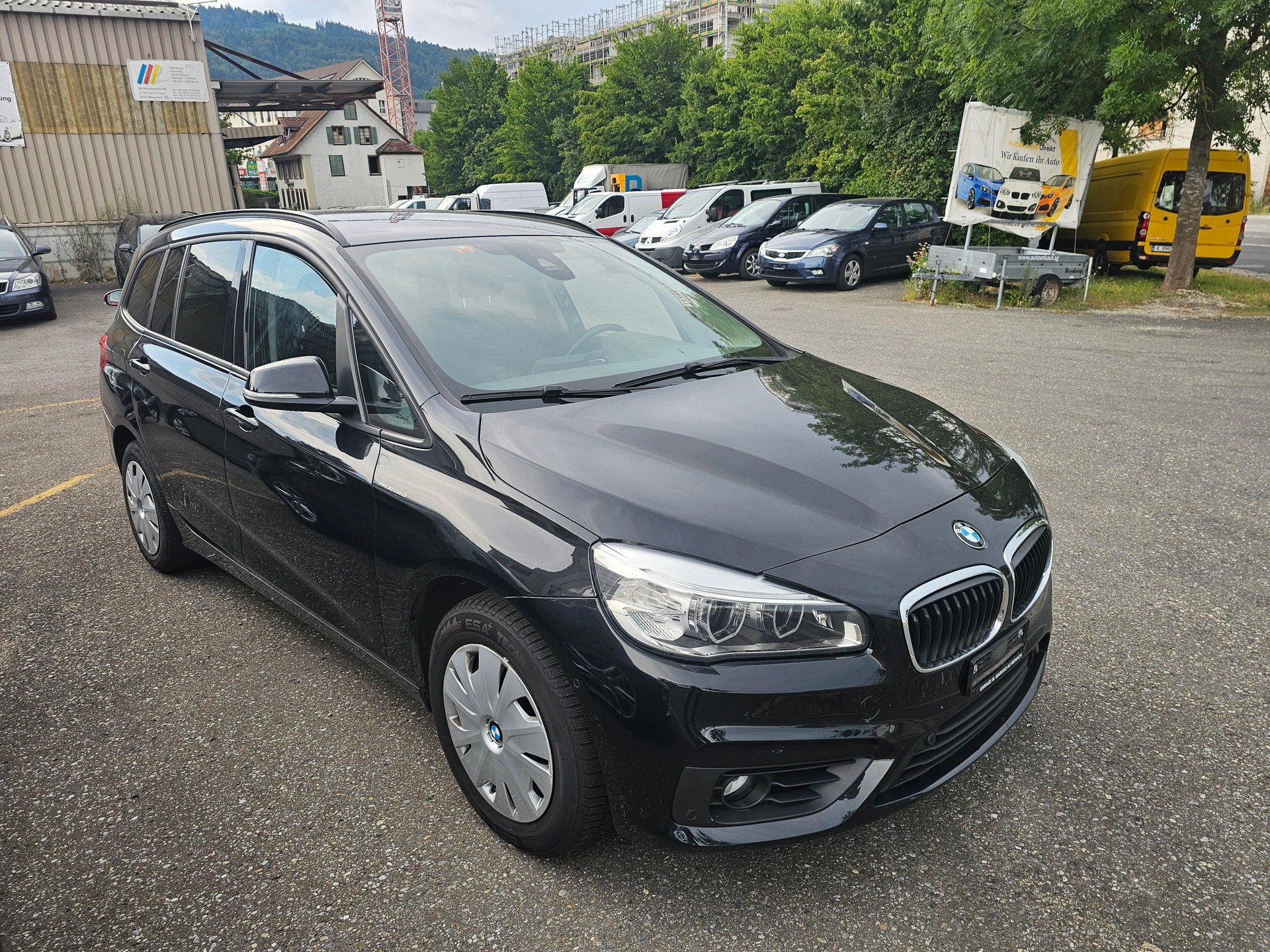 BMW 216d Gran Tourer Luxury Line Steptronic-image-11