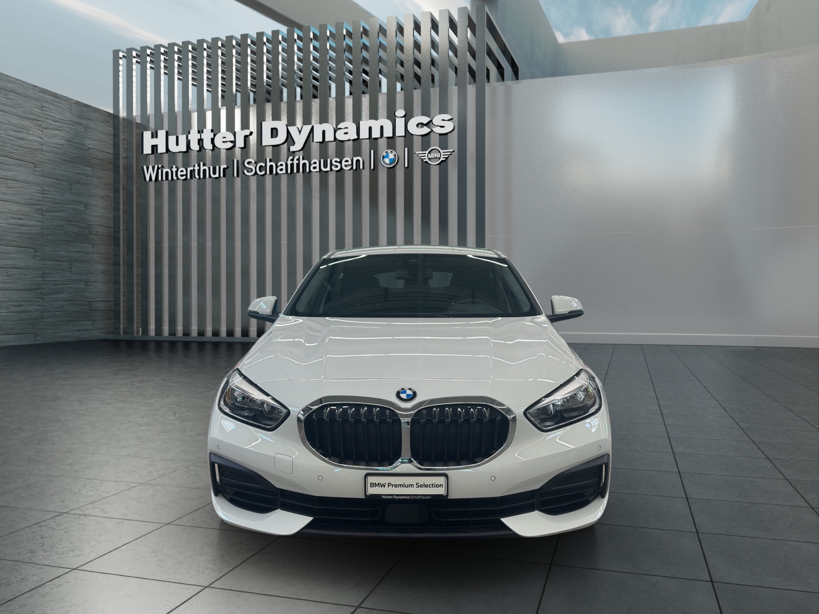 BMW 118i MODELL ADVANTAGE-image-1