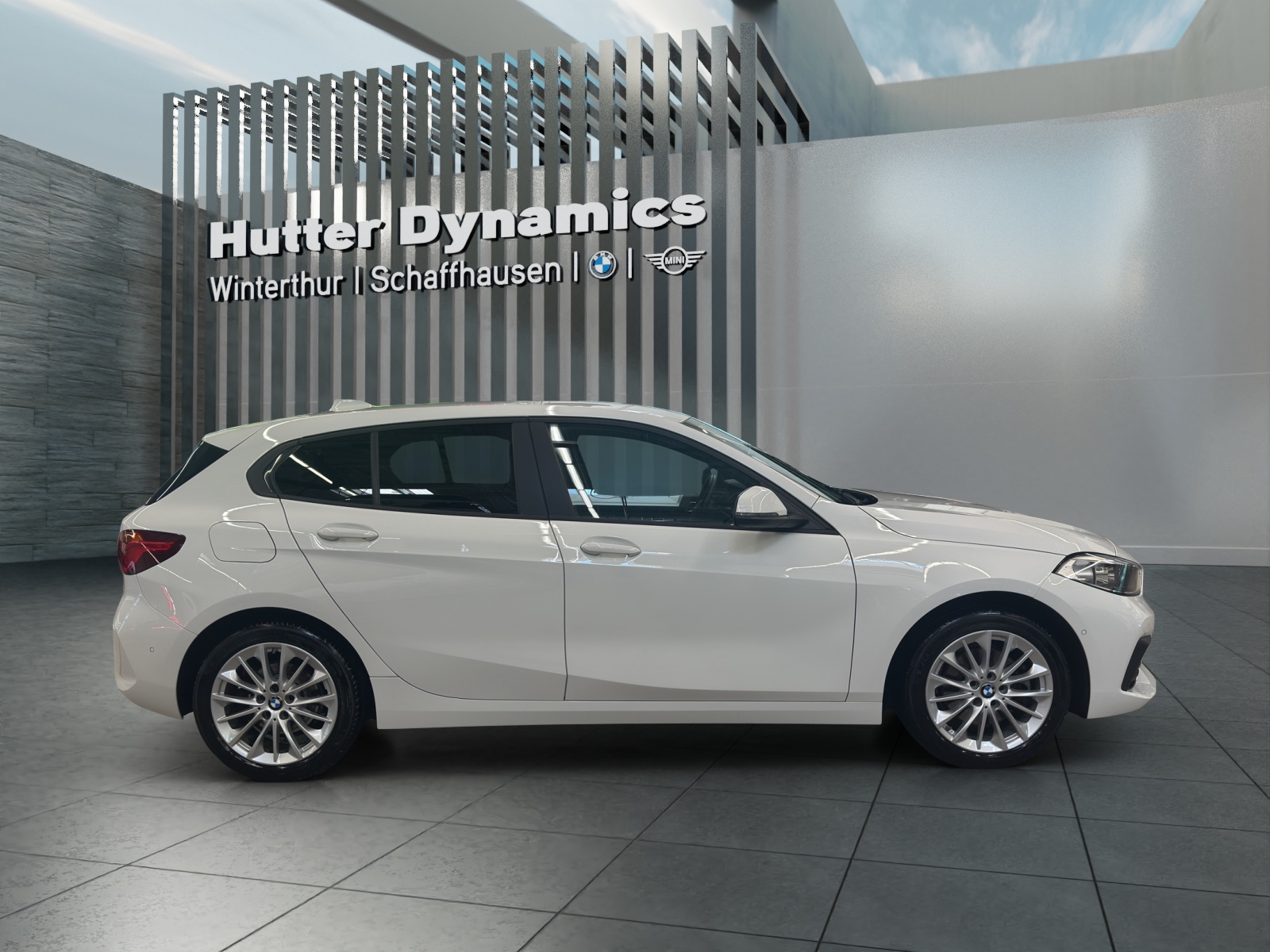 BMW 118i MODELL ADVANTAGE-image-3