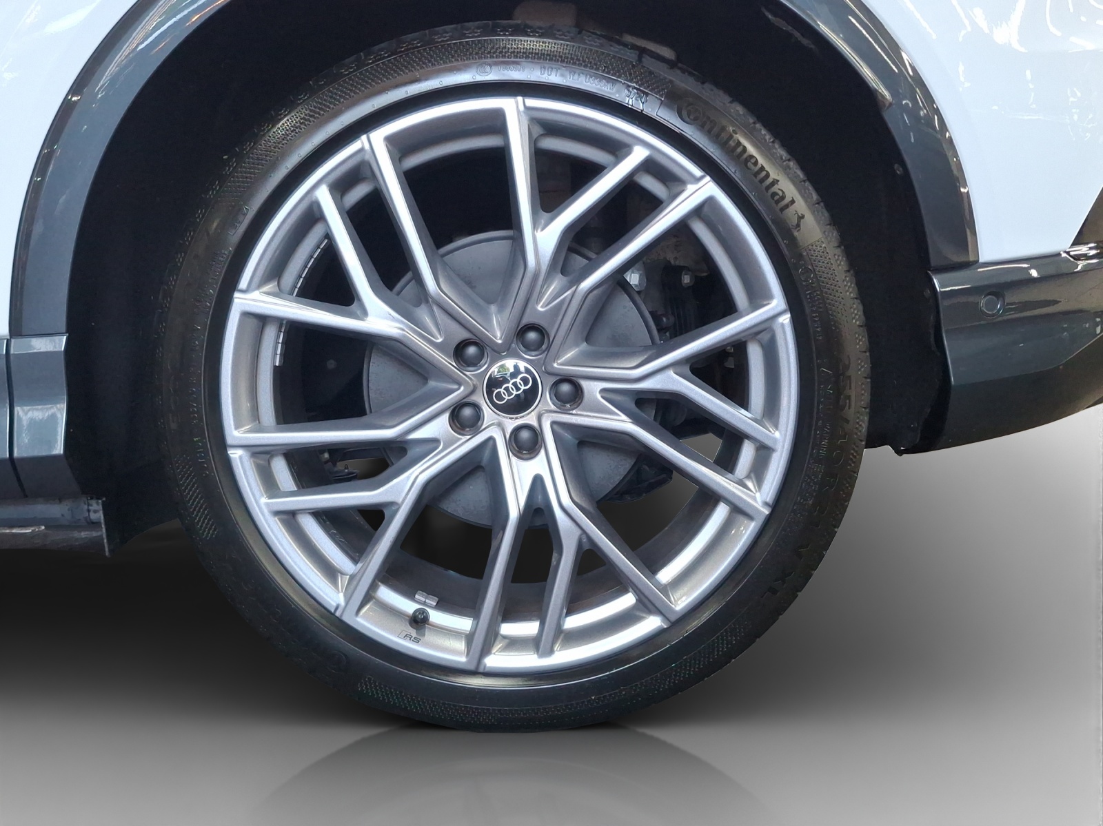AUDI Q4 Sportback e-tron 50 quattro-image-14