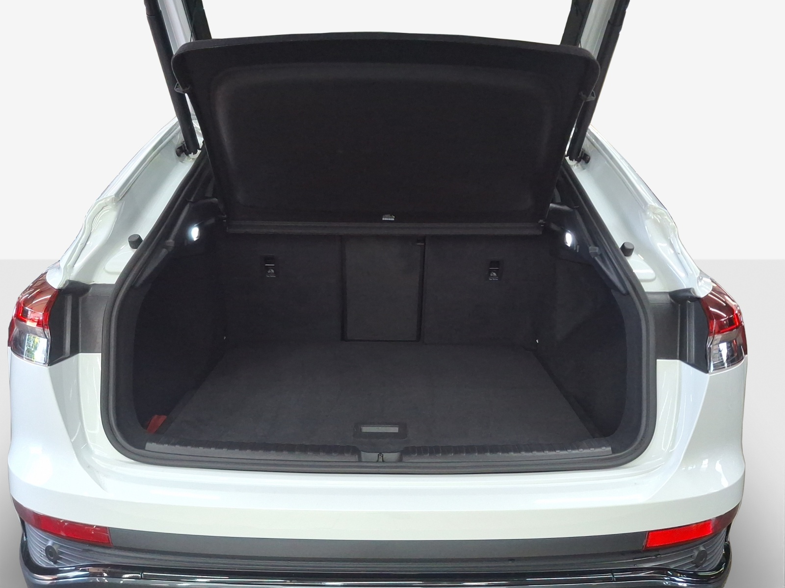 AUDI Q4 Sportback e-tron 50 quattro-image-13