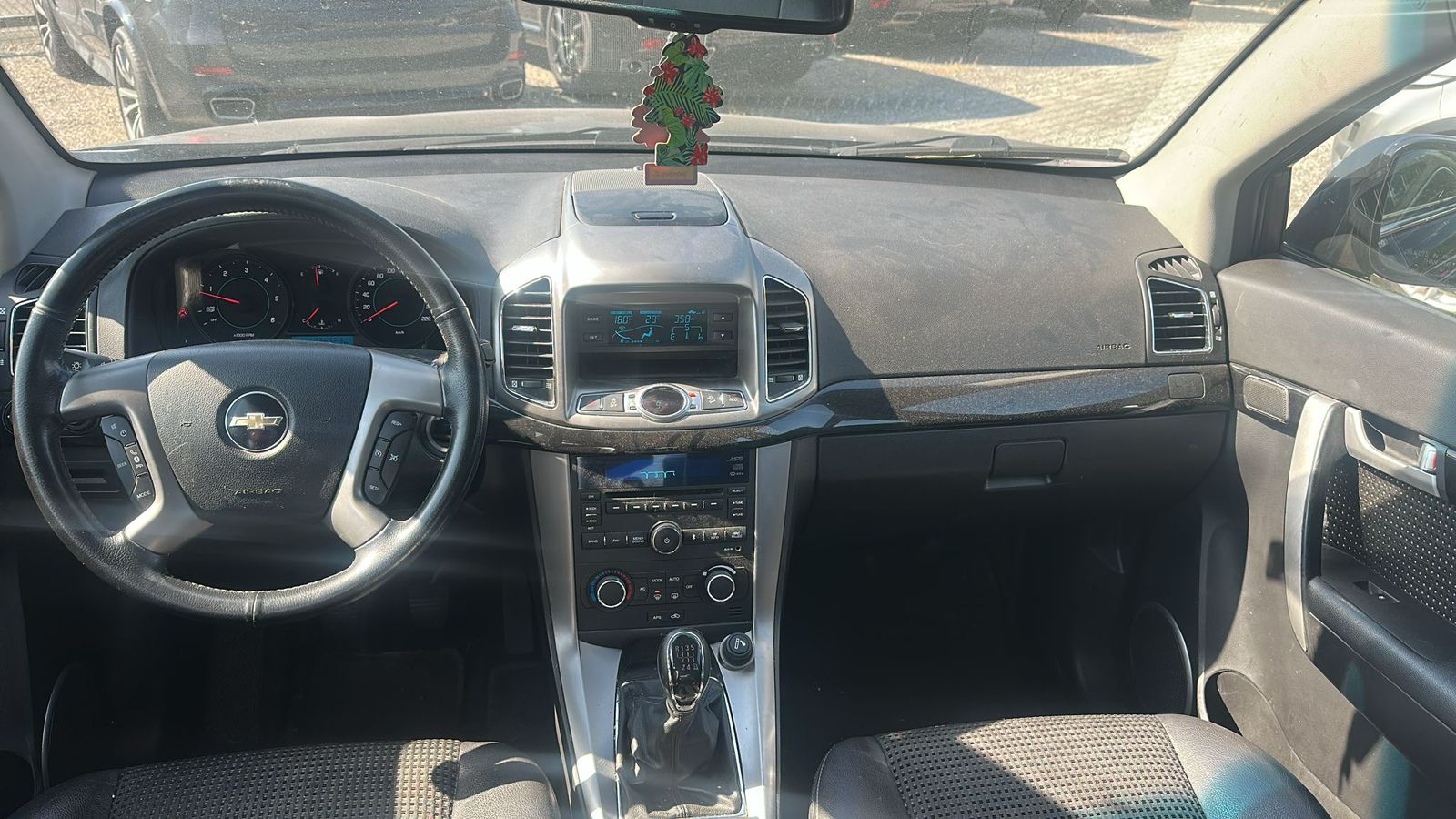 CHEVROLET Captiva 2.2 VCDi LT 4WD-image-2