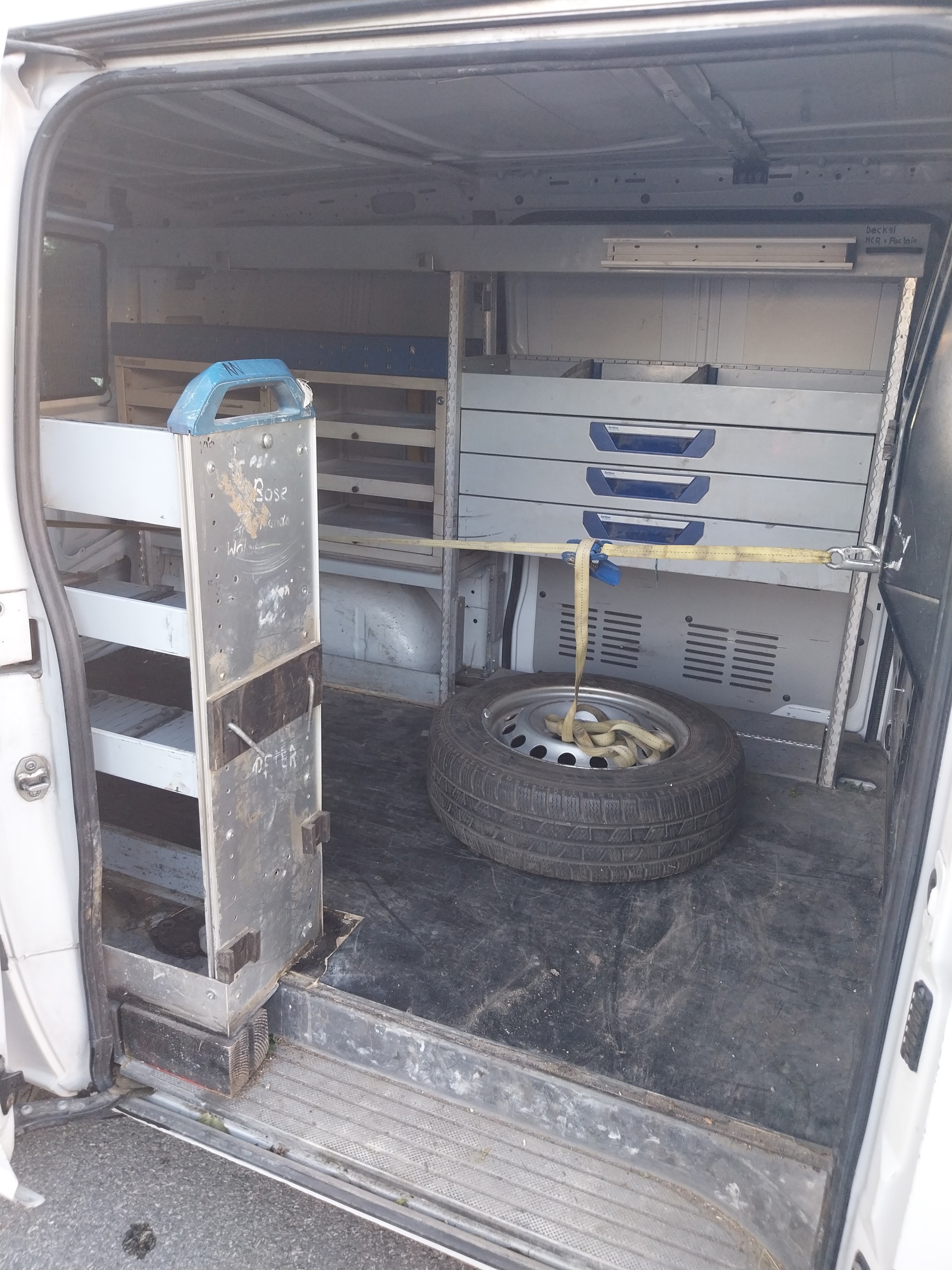MERCEDES-BENZ Vito 113 CDI Blue Efficiency-image-9