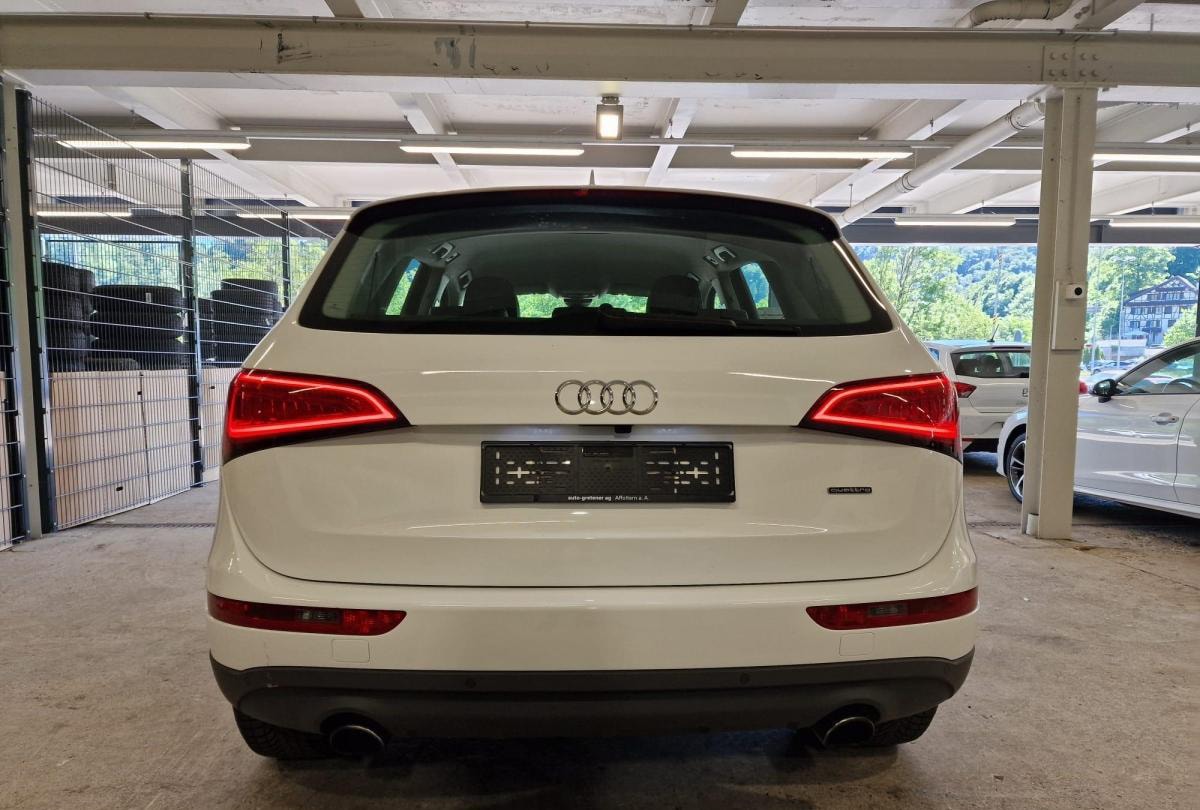 AUDI Q5 2.0 TFSI quattro tiptronic-image-5