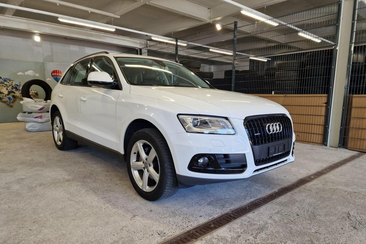 AUDI Q5 2.0 TFSI quattro tiptronic-image-2