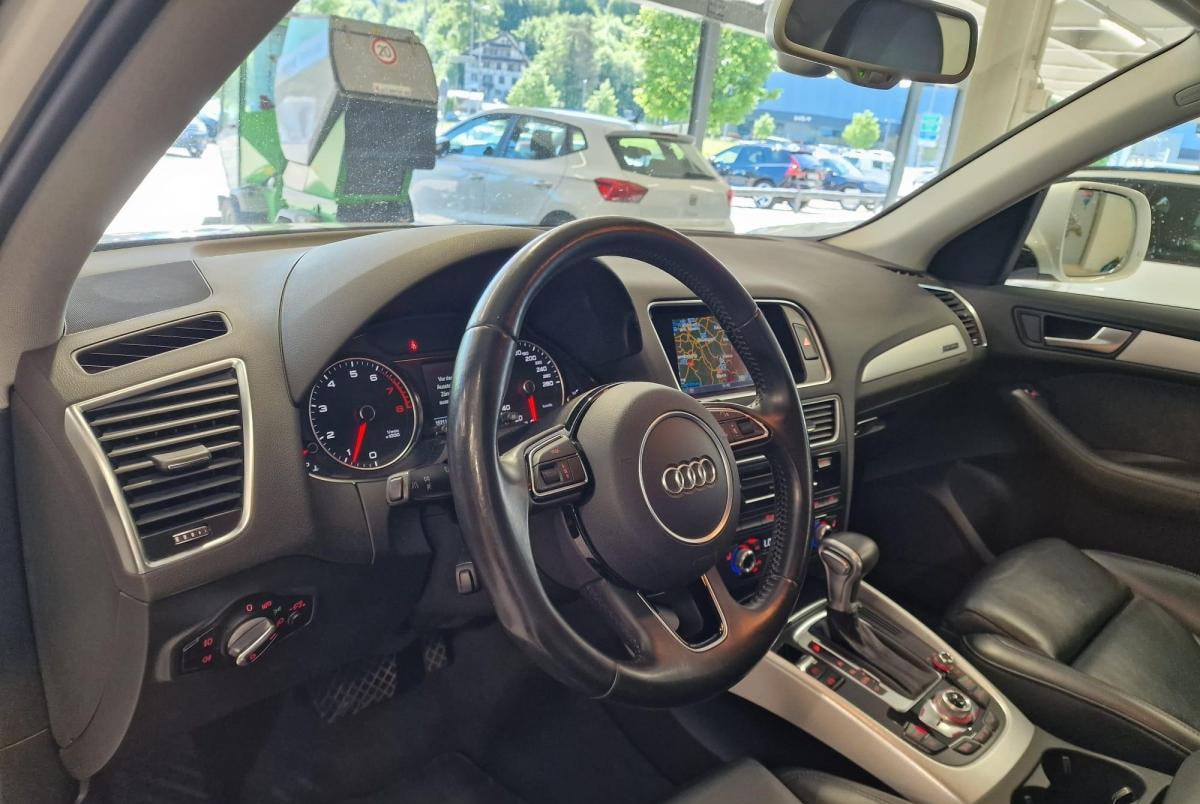 AUDI Q5 2.0 TFSI quattro tiptronic-image-7