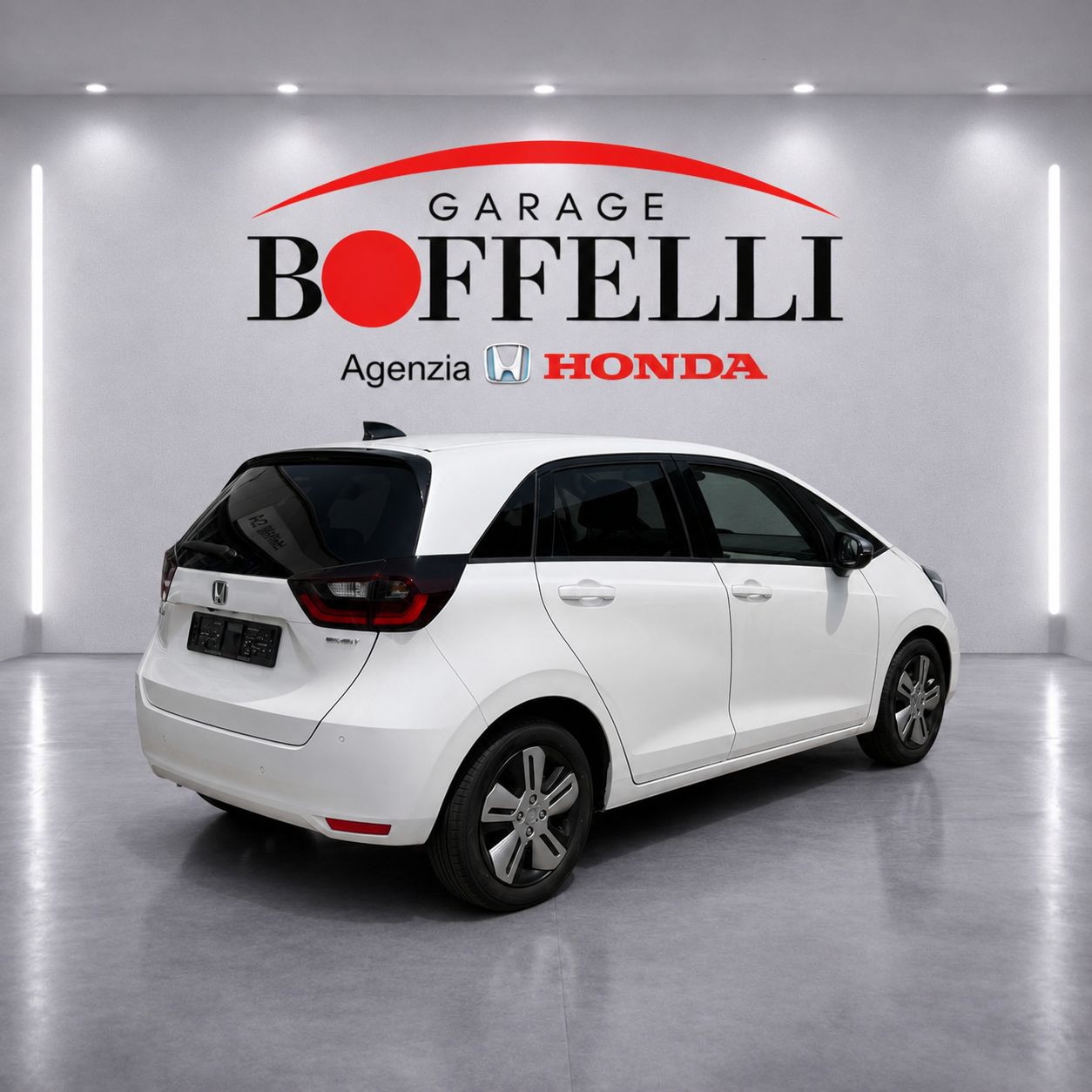 HONDA Jazz 1.5i-MMD Executive E-CVT-image-2