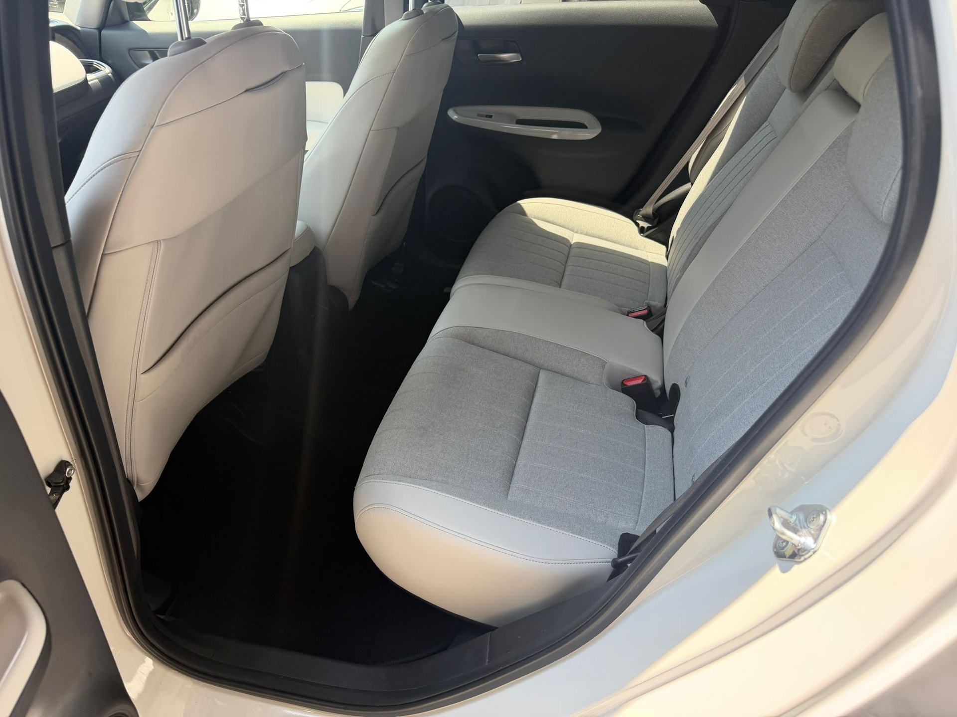 HONDA Jazz 1.5i-MMD Executive E-CVT-image-10