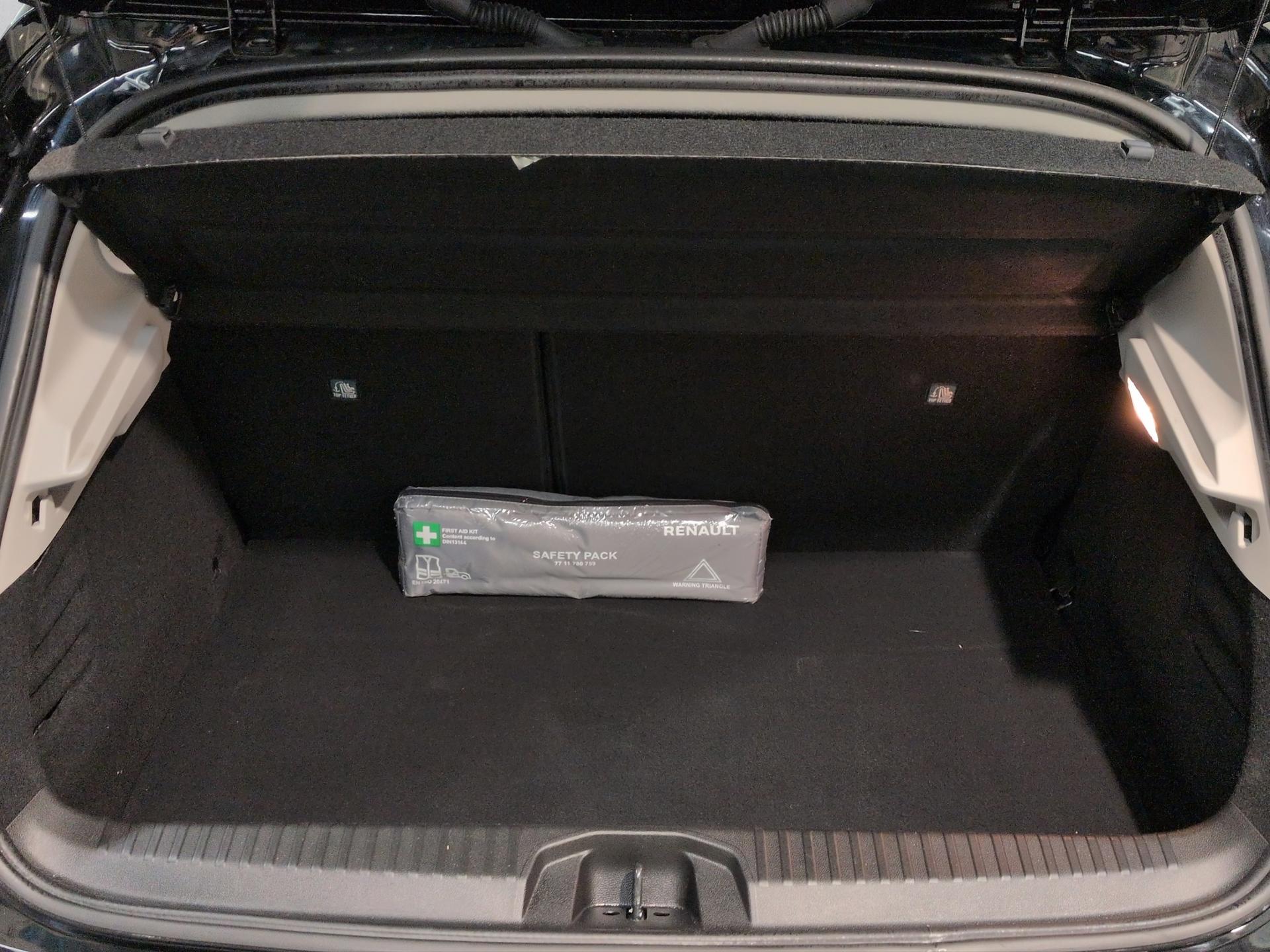 RENAULT Clio 1.6 E-Tech Zen-image-15
