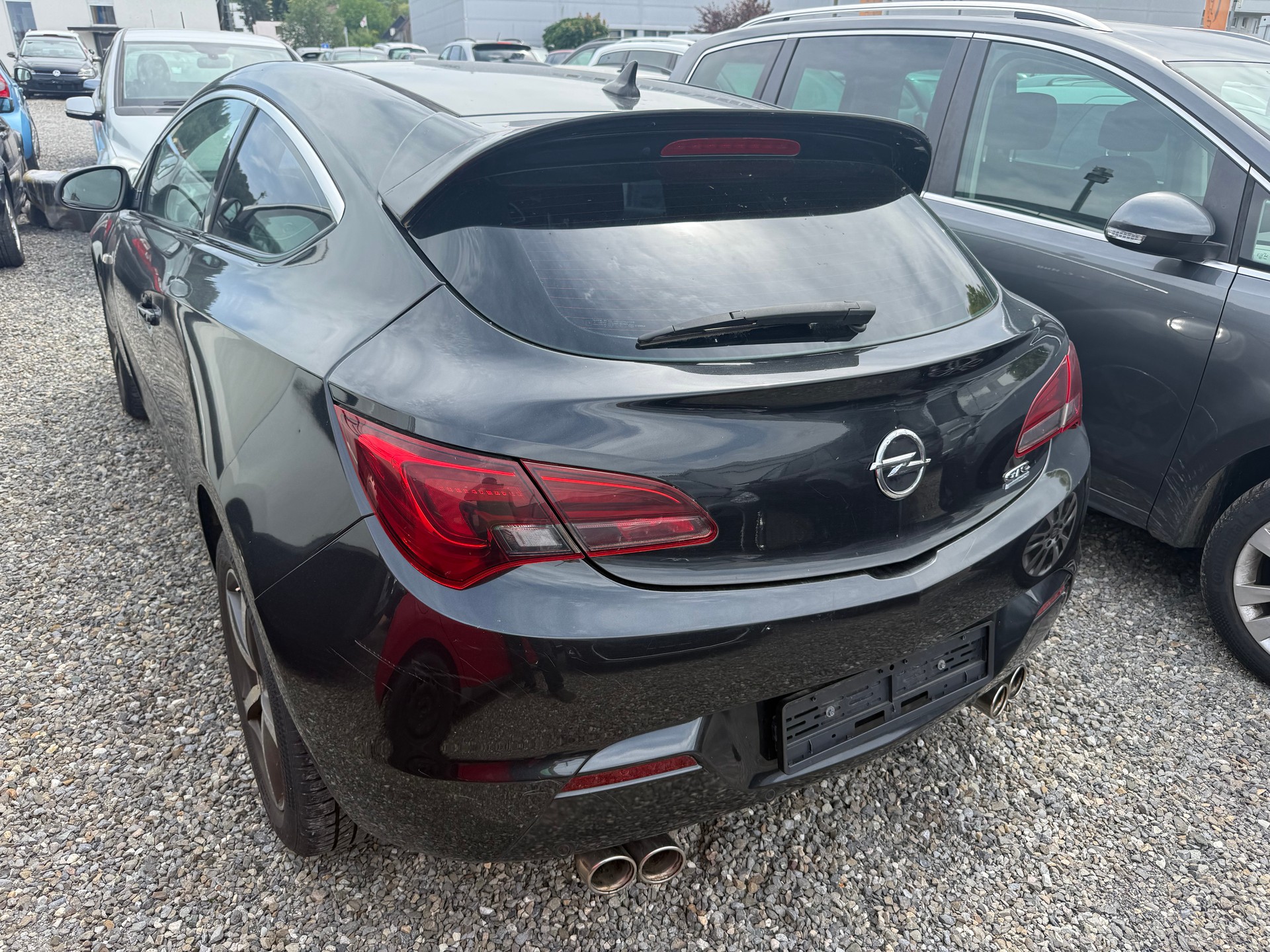 OPEL Astra GTC 1.6i 16V Enjoy-image-3