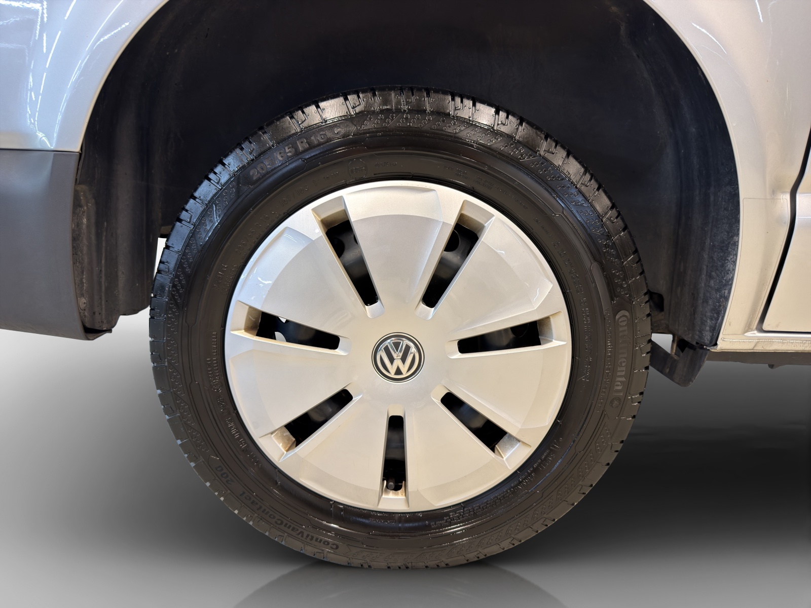 VW T6.1 2.0 TDI 4Motion DSG-image-13