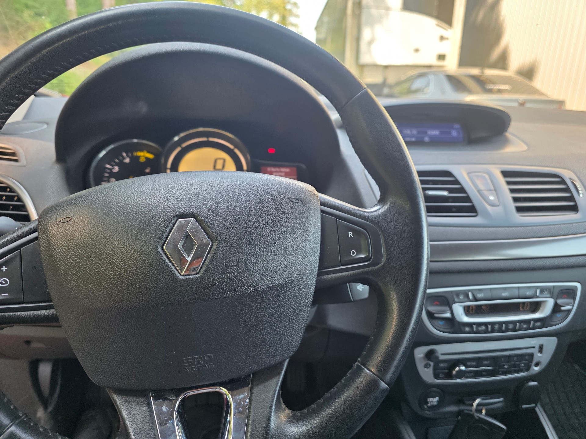 RENAULT Mégane Grandtour 1.5 dCi Dynamique-image-16