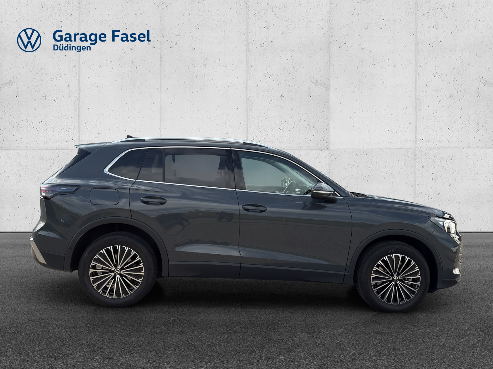 VW Tiguan 2.0 TDI SCR Elegance 4Motion DSG-image-5