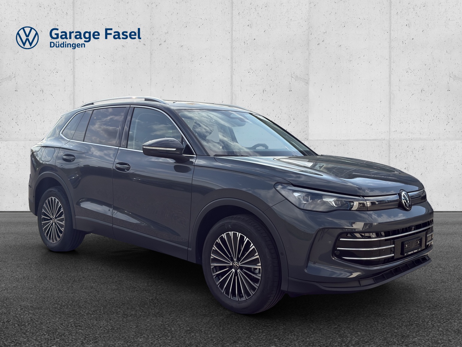 VW Tiguan 2.0 TDI SCR Elegance 4Motion DSG-image-6
