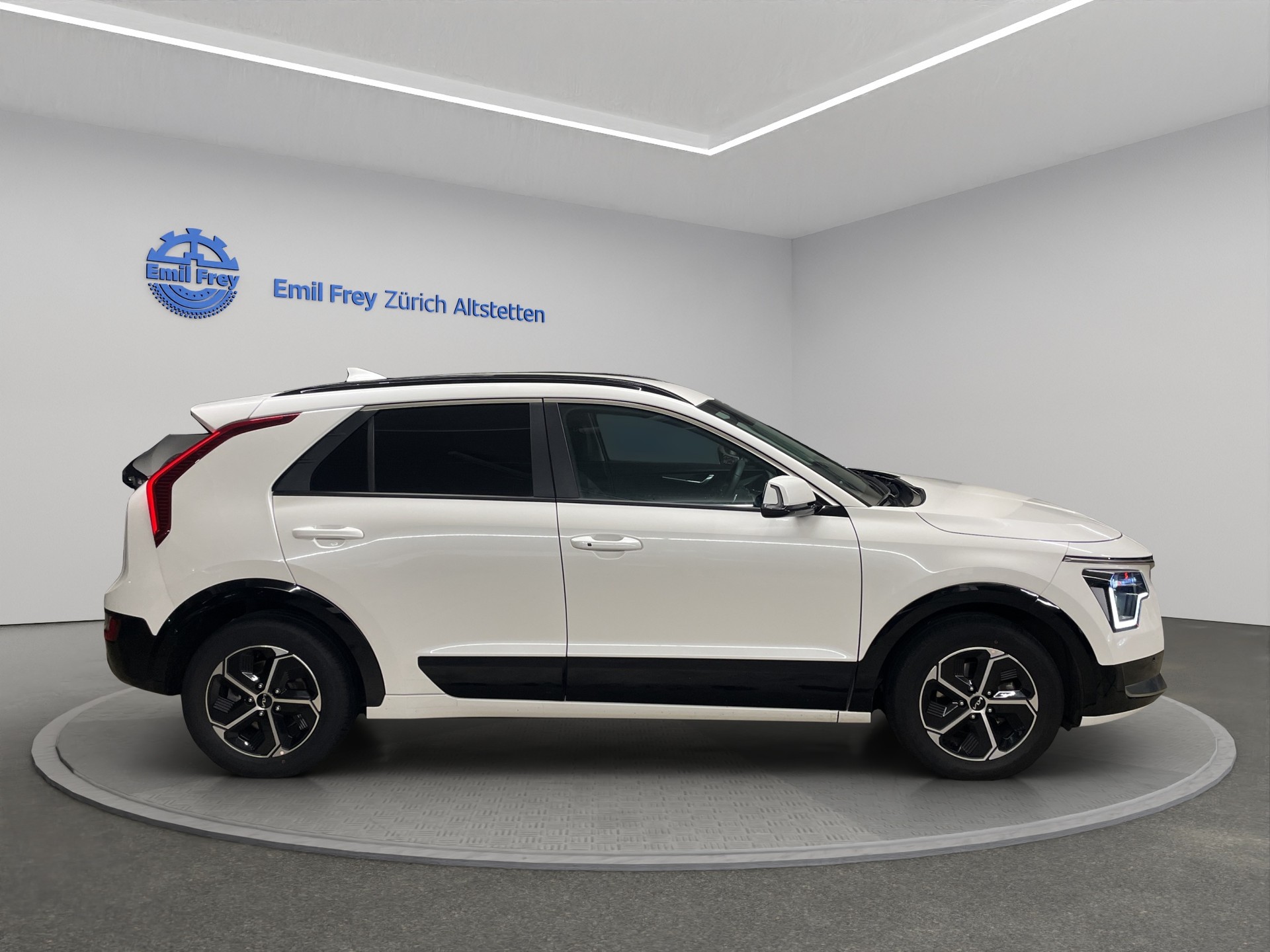 KIA Niro 1.6 GDi Plug-in Hybrid Power Edition-image-3