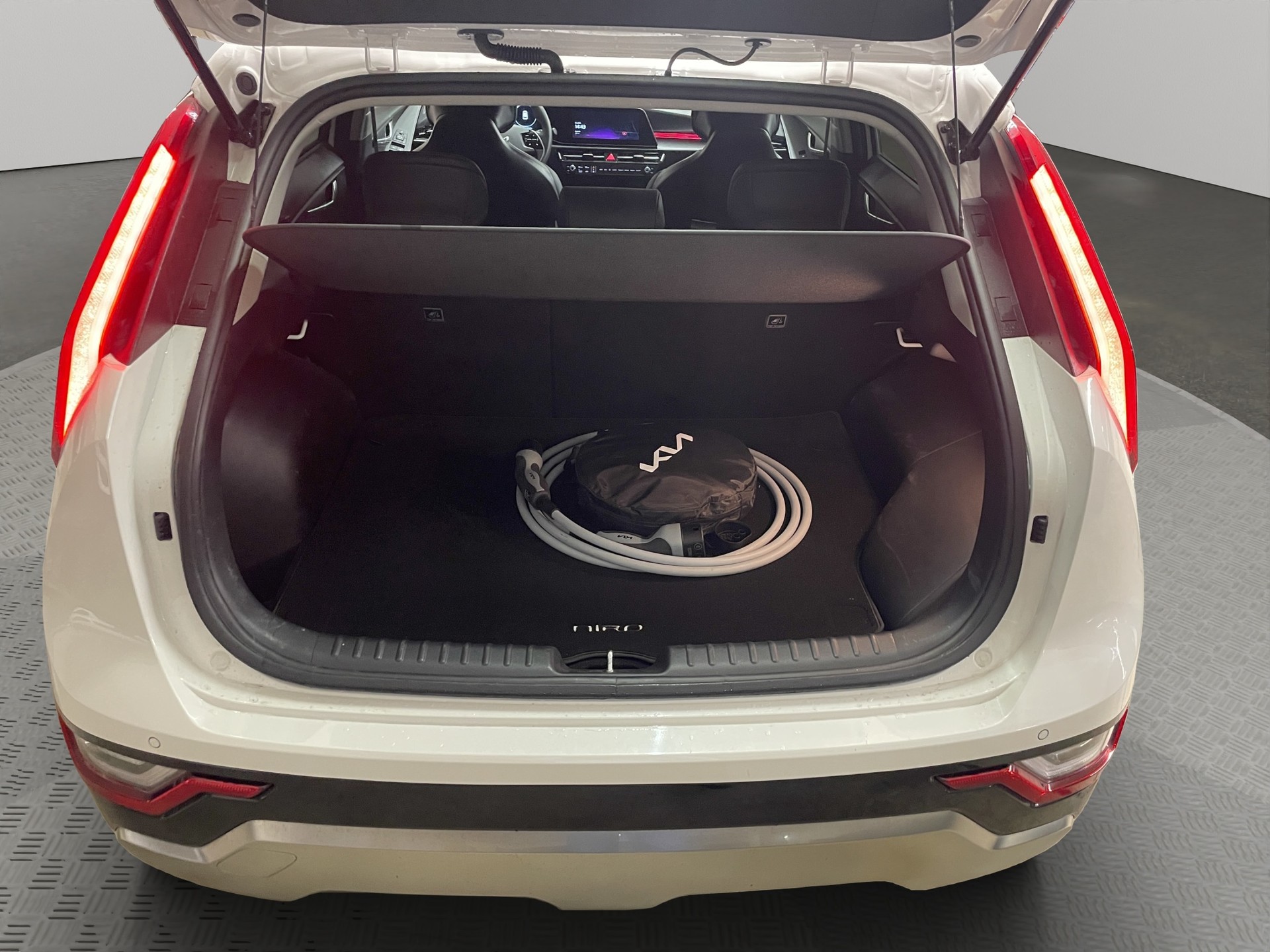 KIA Niro 1.6 GDi Plug-in Hybrid Power Edition-image-12