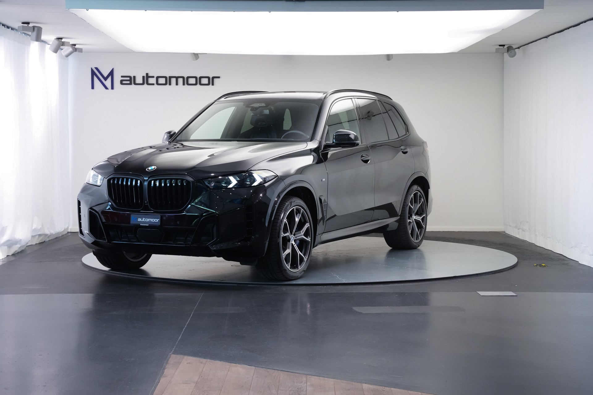 BMW X5 xDrive 48V 40d M Sport Pro Steptronic *M Sportsitze* *Panorama* *AHK*-image-0