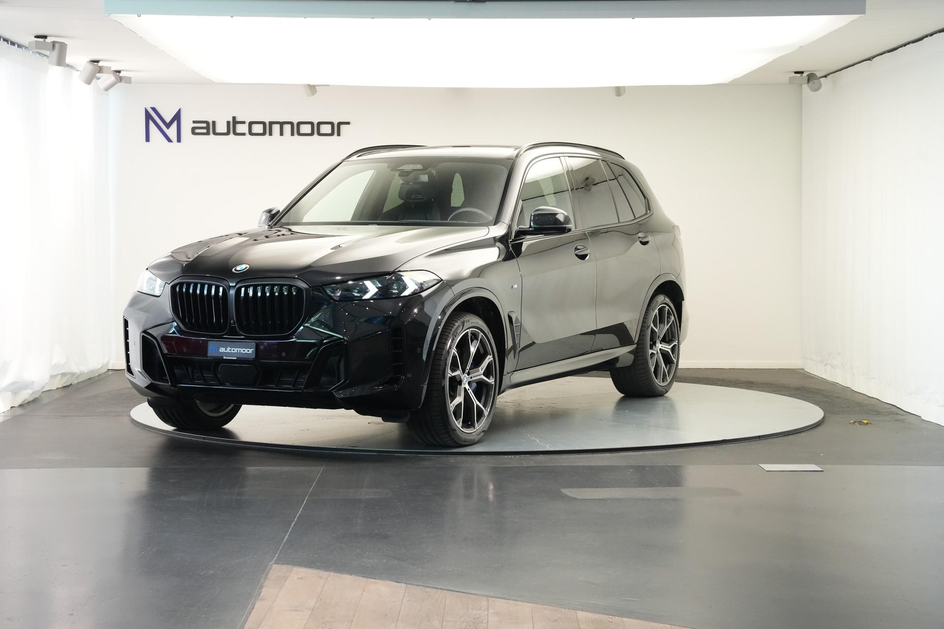 BMW X5 xDrive 48V 40d M Sport Pro Steptronic *M Sportsitze* *Panorama* *AHK*-image-0