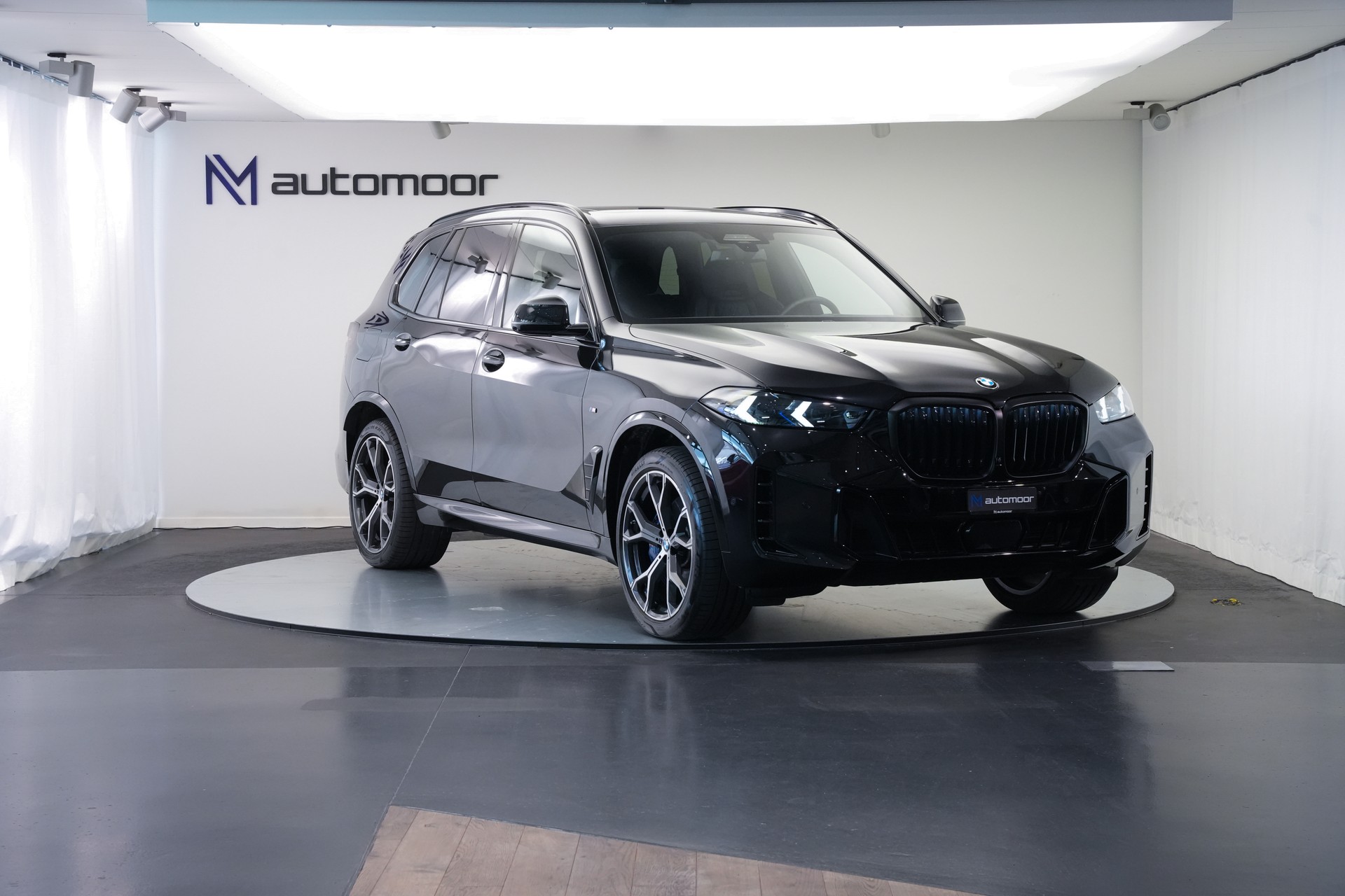 BMW X5 xDrive 48V 40d M Sport Pro Steptronic *M Sportsitze* *Panorama* *AHK*-image-2