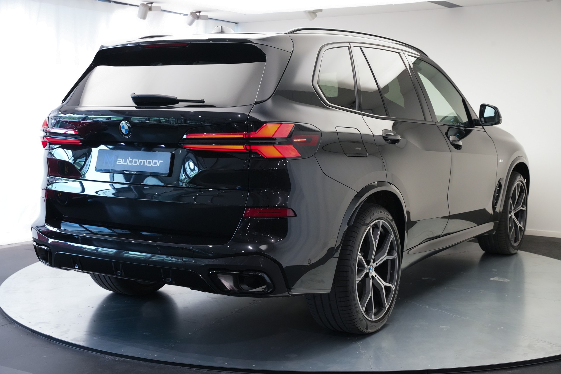 BMW X5 xDrive 48V 40d M Sport Pro Steptronic *M Sportsitze* *Panorama* *AHK*-image-47