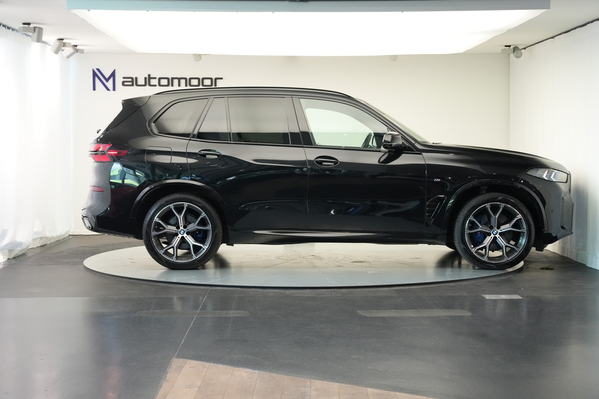 BMW X5 xDrive 48V 40d M Sport Pro Steptronic *M Sportsitze* *Panorama* *AHK*-image-3