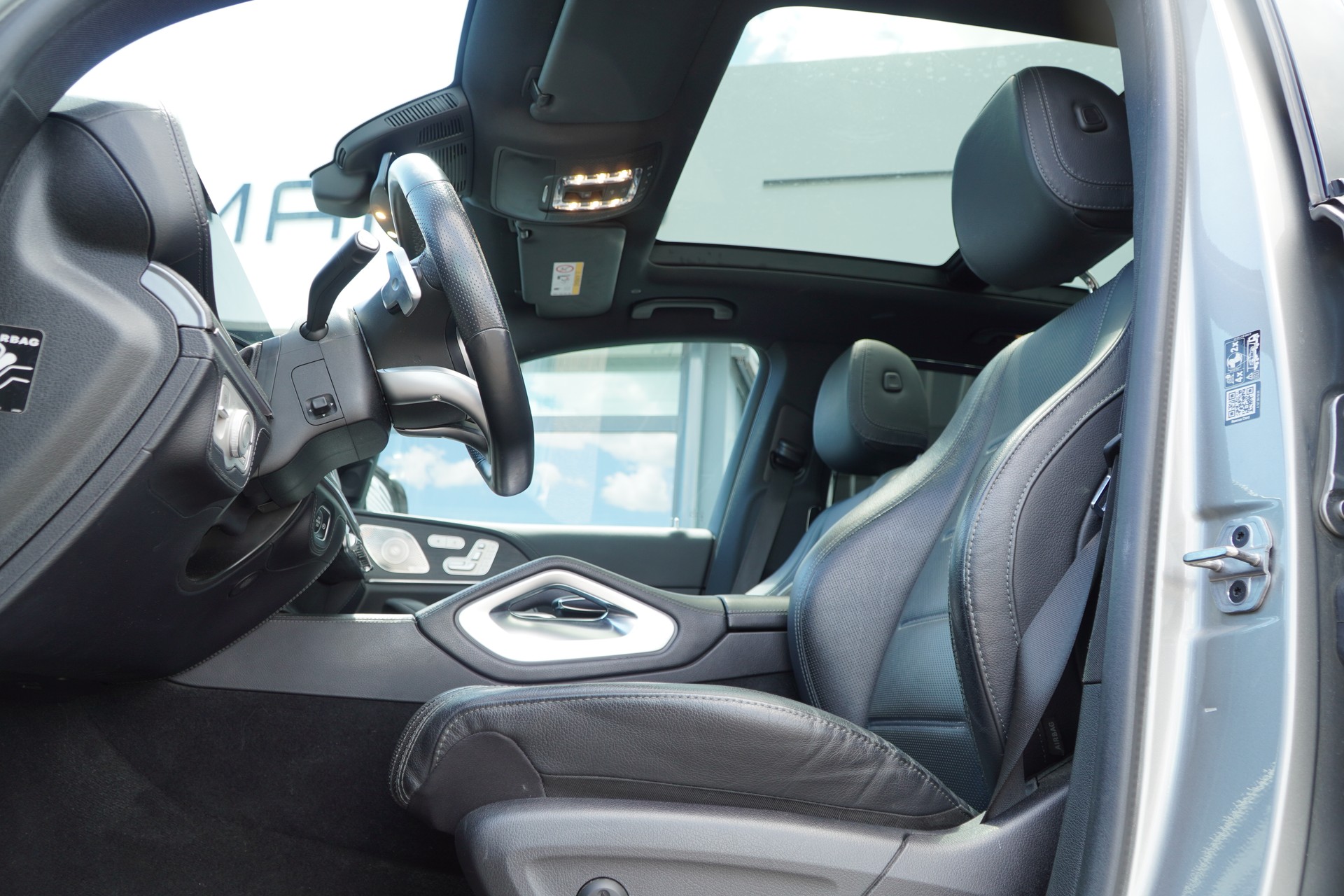 MERCEDES-BENZ GLE 350 d 4Matic AMG Line 9G-Tronic-image-23