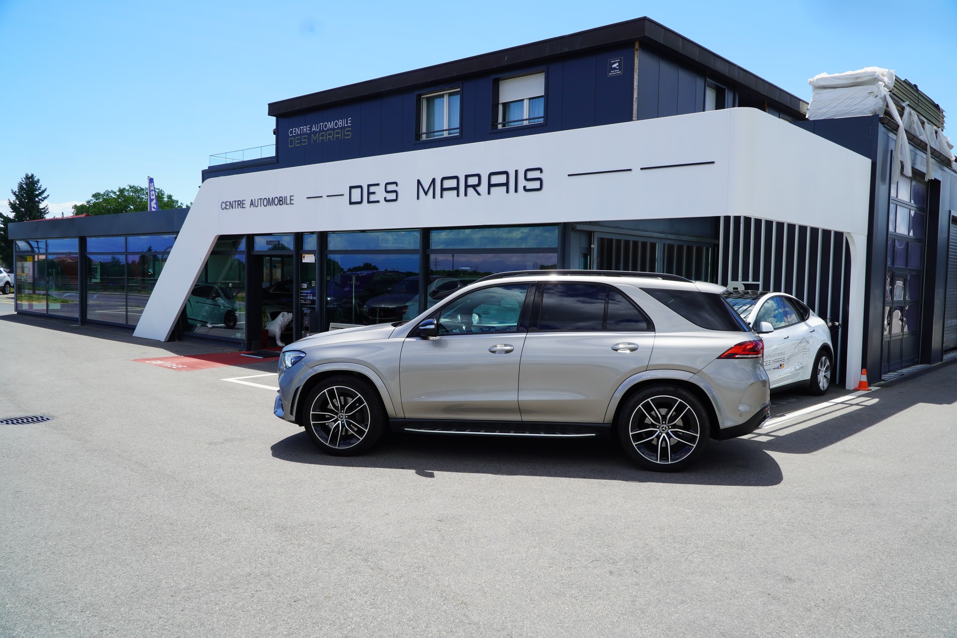 MERCEDES-BENZ GLE 350 d 4Matic AMG Line 9G-Tronic-image-4