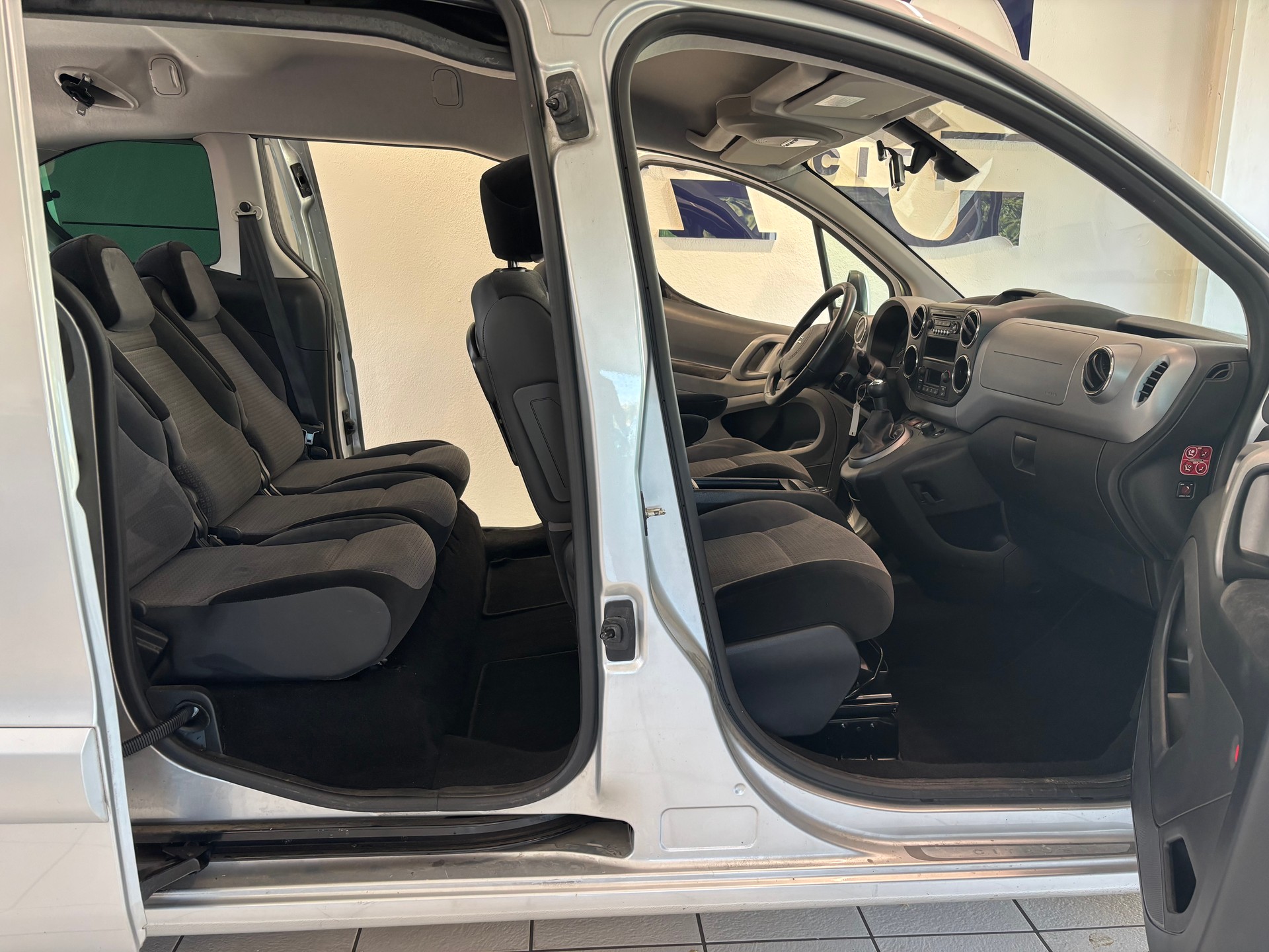 CITROEN Berlingo 1.6 16V Multispace-image-11