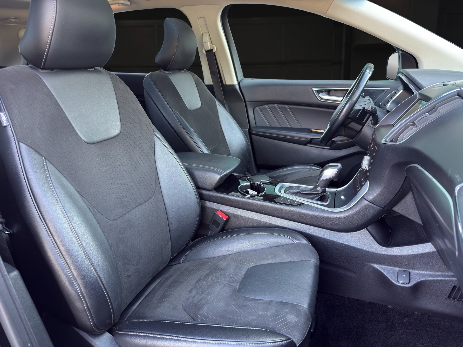 FORD Edge 2.0 TDCi 210 ST-Line FPS-image-10