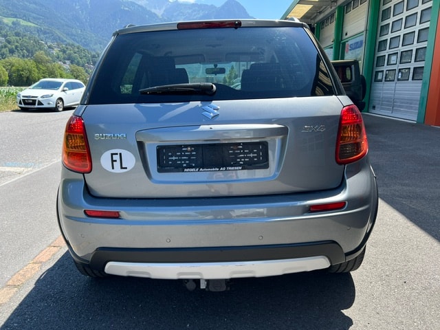 SUZUKI SX4 1.6 16V GL Top 2WD Automatic-image-6