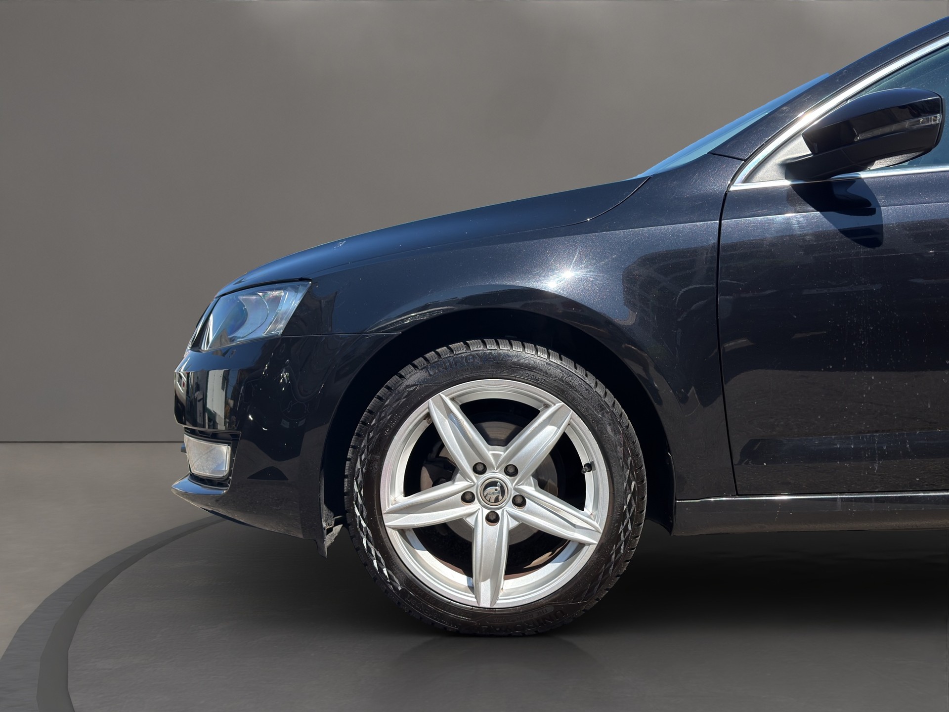 SKODA Octavia Combi 1.6 TDI Swiss Joy-image-9
