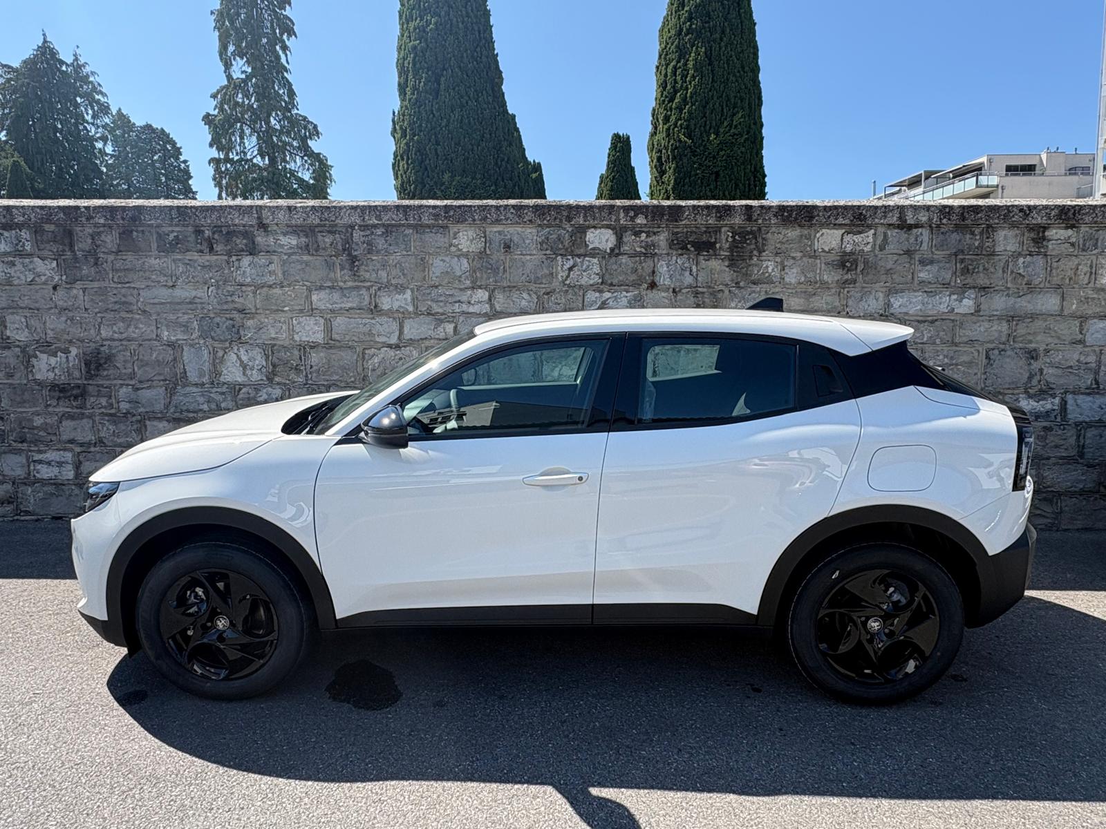 ALFA ROMEO Junior 1.2 48V Hybrid Junior