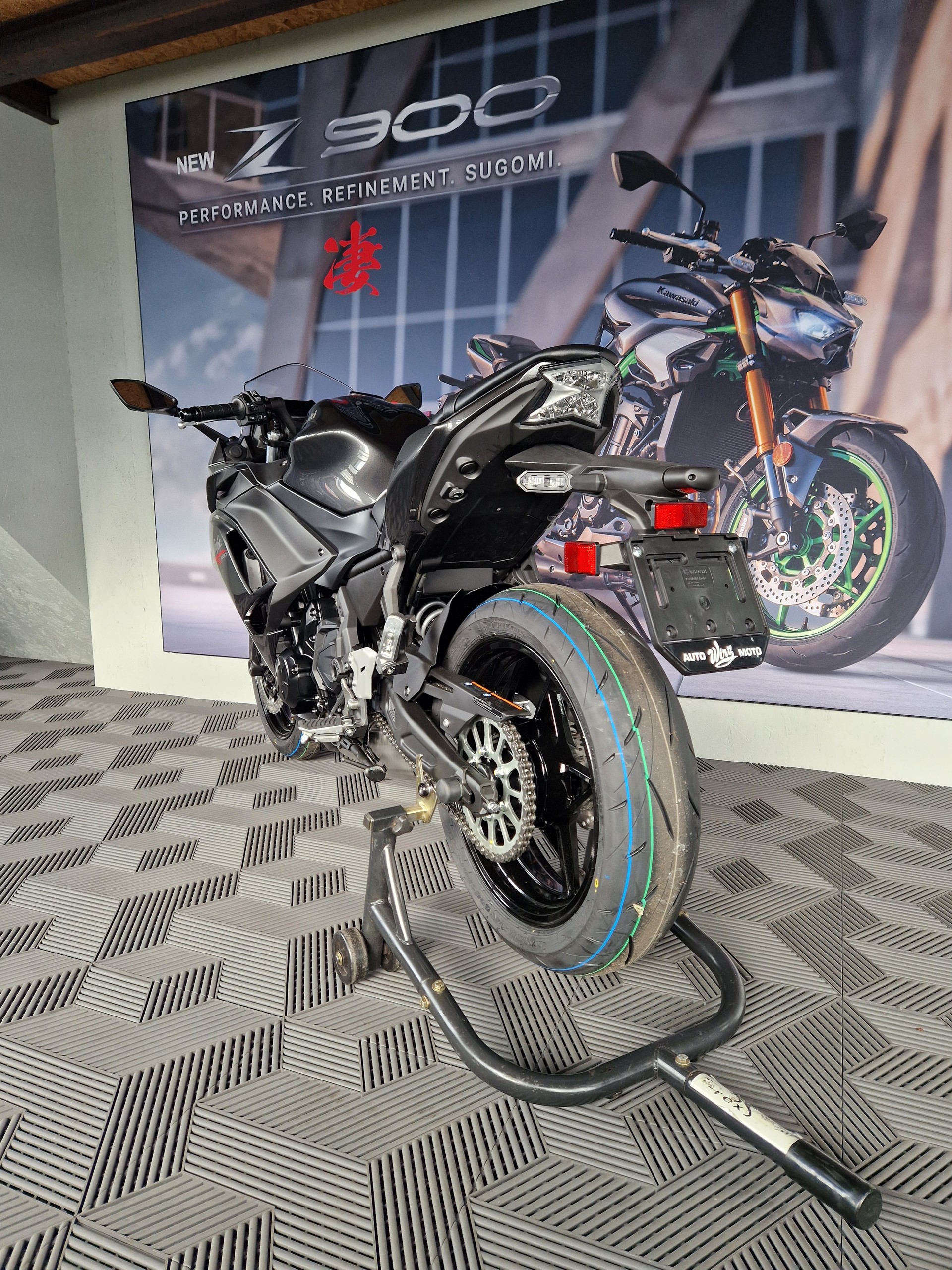KAWASAKI Ninja 650 **35kW Black An Lager**-image-3