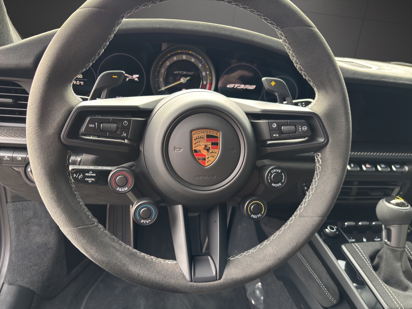 PORSCHE 911 GT3 RS-image-5