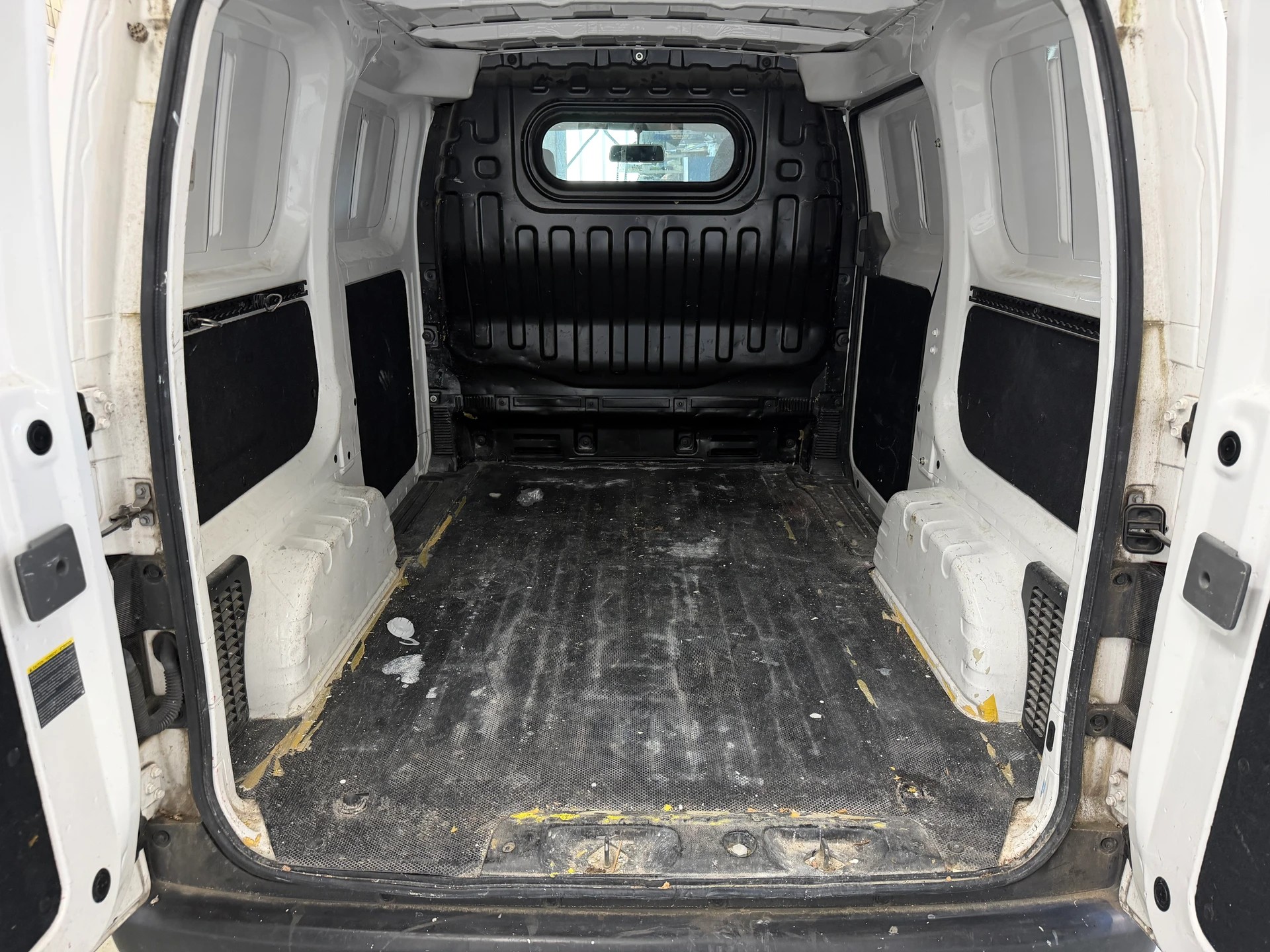 NISSAN NV200 1.5 dCi 90 Comfort Euro 6 | Zahnriemen ers. | Klima | Navi | RF-Kamera-image-8