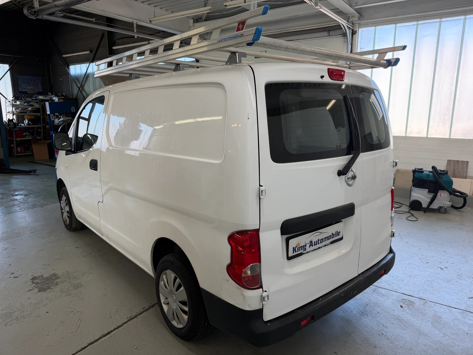 NISSAN NV200 1.5 dCi 90 Comfort Euro 6 | Zahnriemen ers. | Klima | Navi | RF-Kamera-image-4