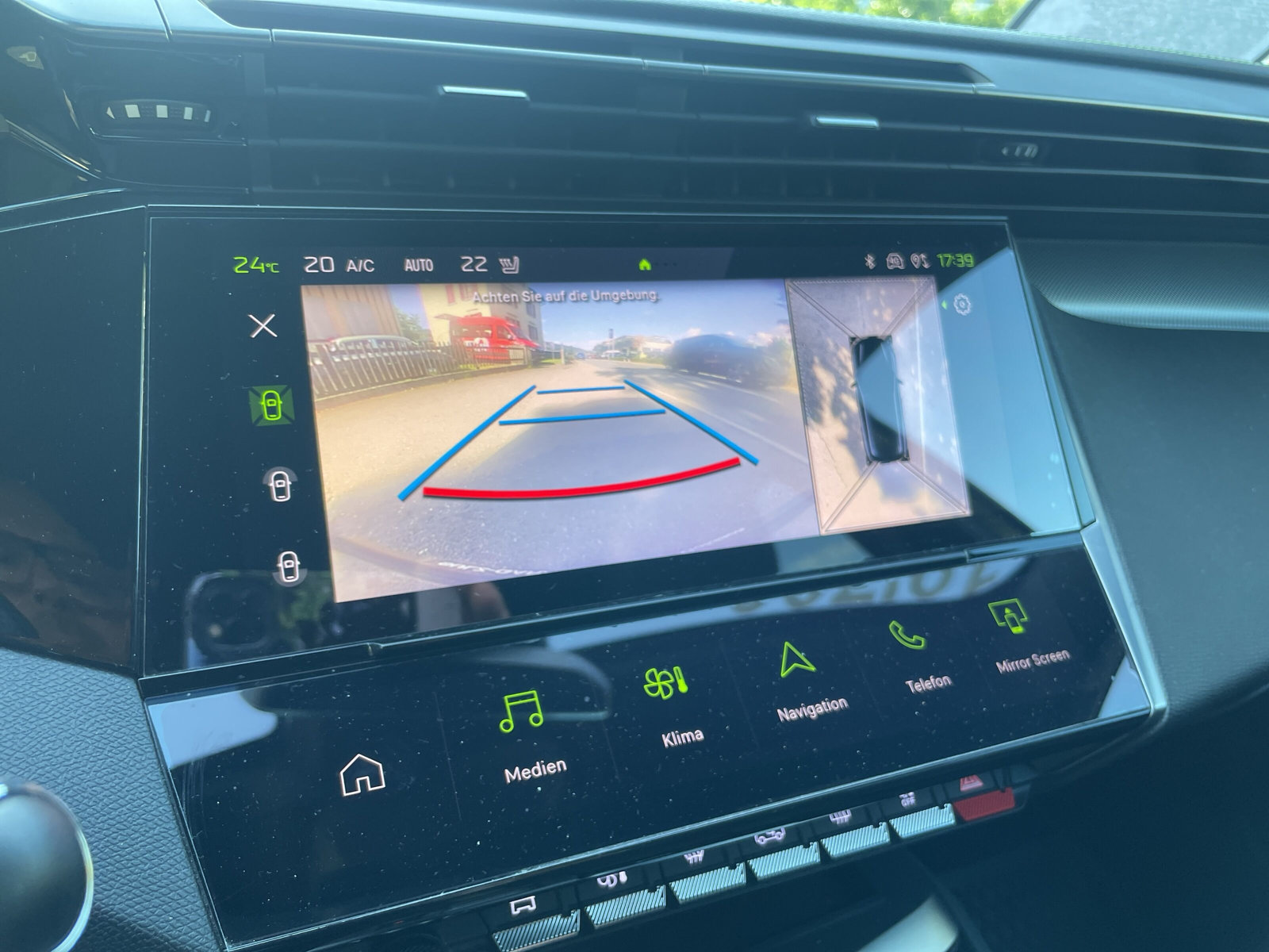 PEUGEOT 308 1.2 PureTech GT-image-9