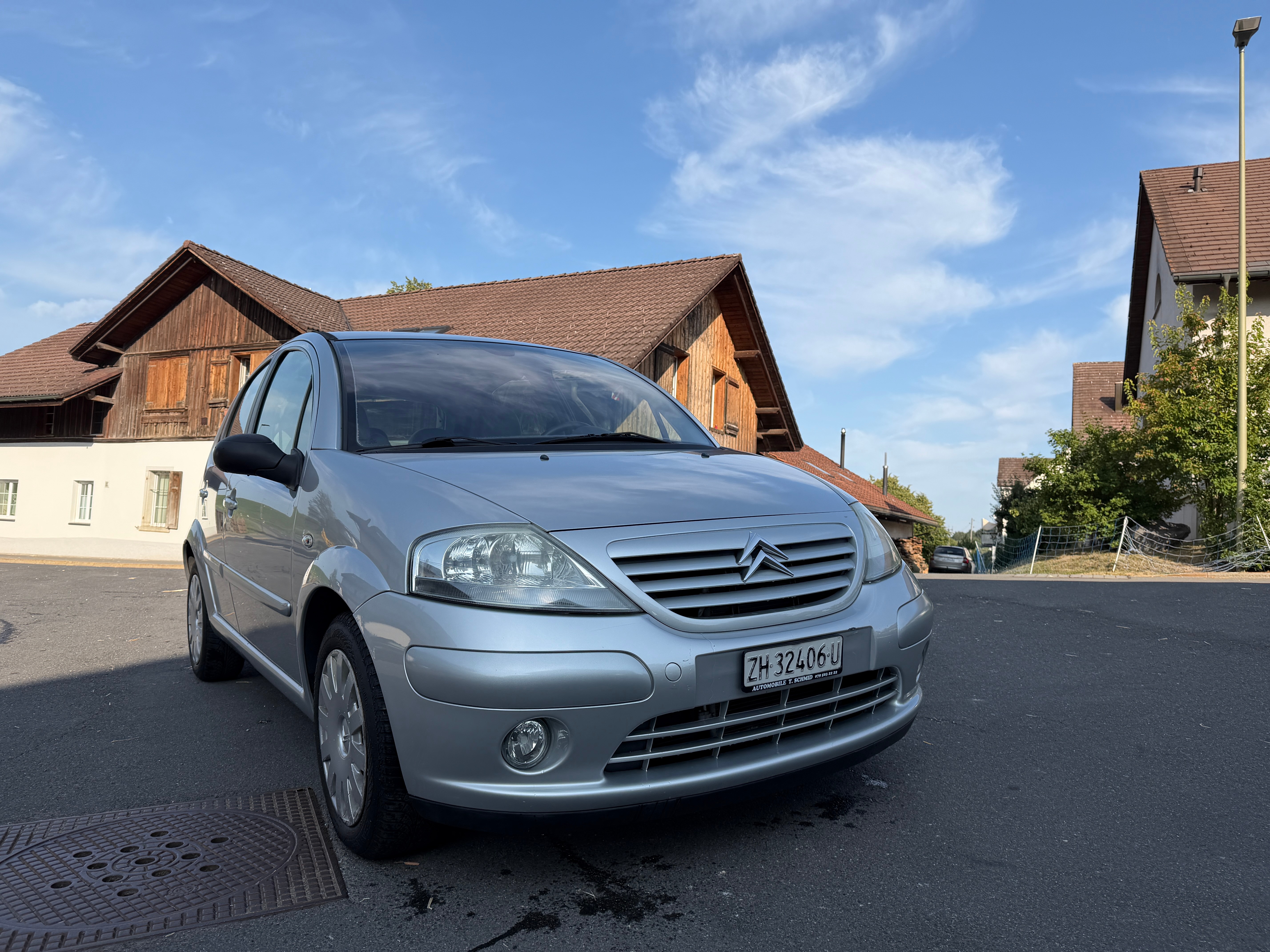 Car photo