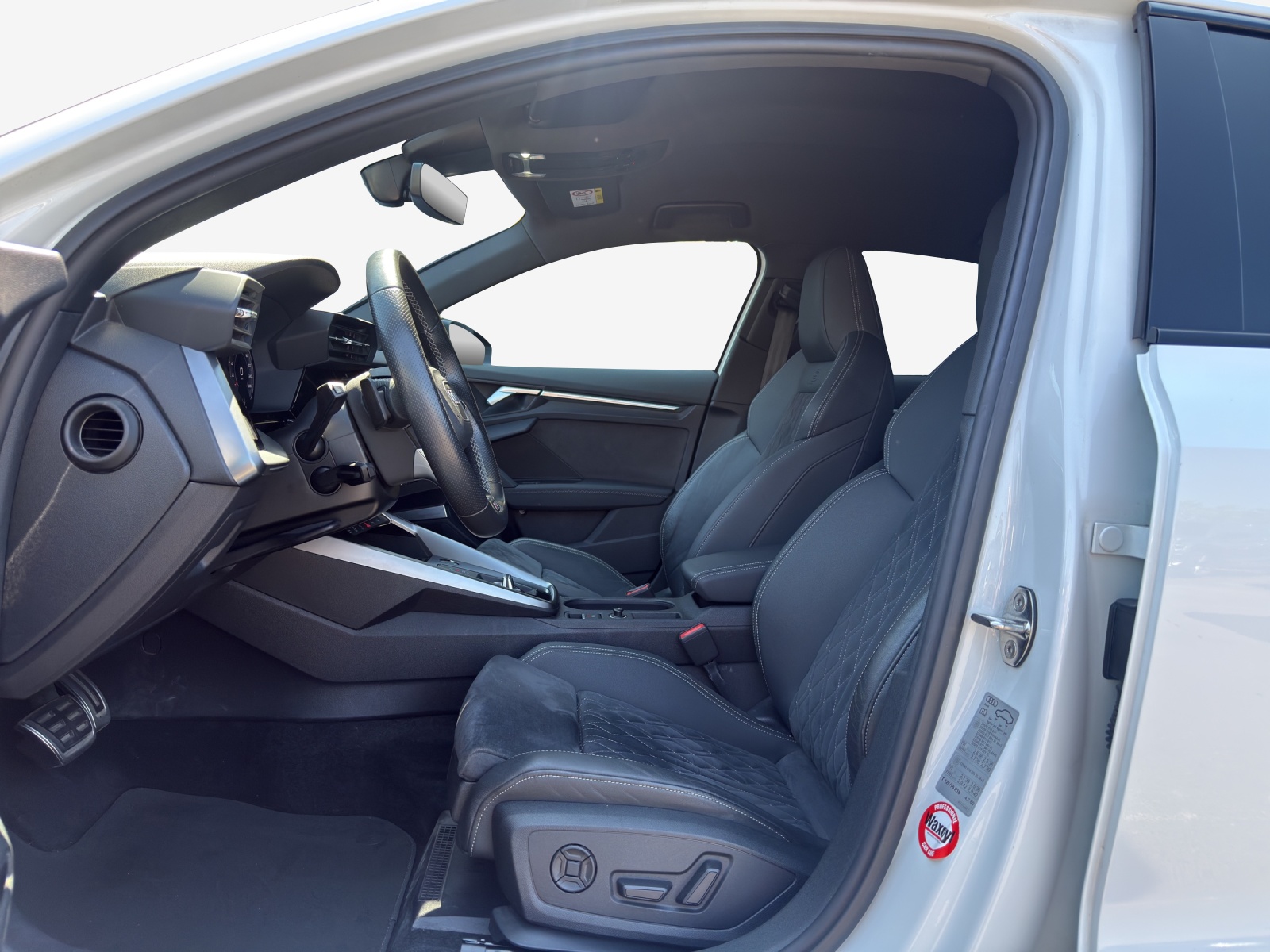 AUDI A3 Sportback 35 TFSI S line Attraction S-tronic-image-7