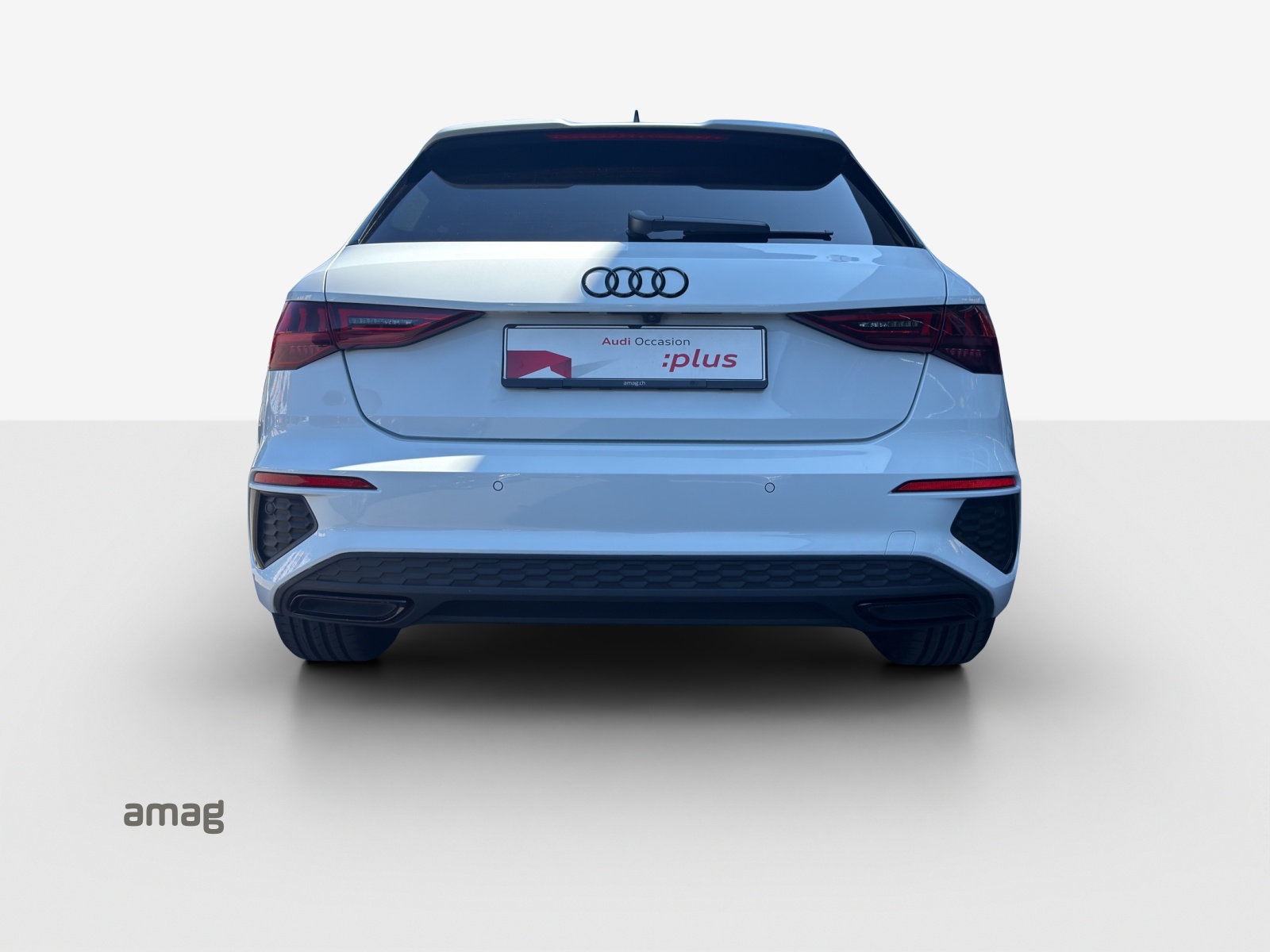 AUDI A3 Sportback 35 TFSI S line Attraction S-tronic-showroom-element-3