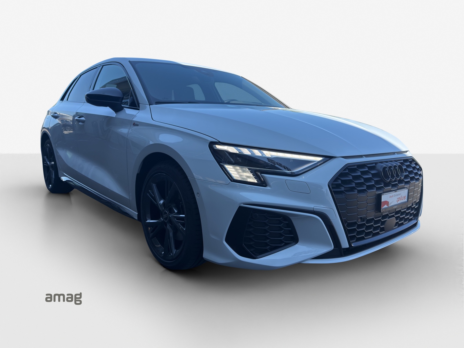 AUDI A3 Sportback 35 TFSI S line Attraction S-tronic-image-5