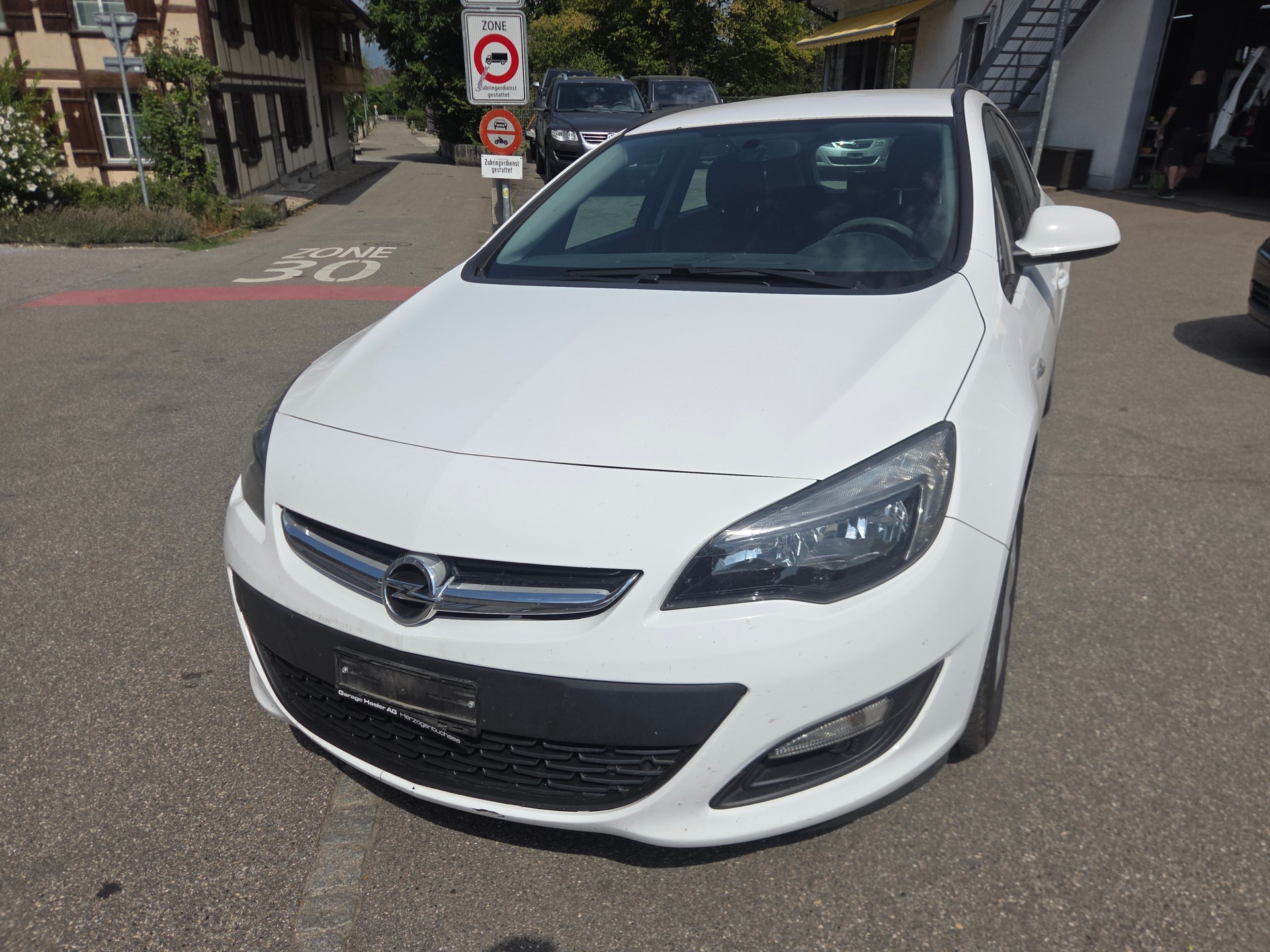 OPEL Astra SportsTourer 1.4i 16V-image-2