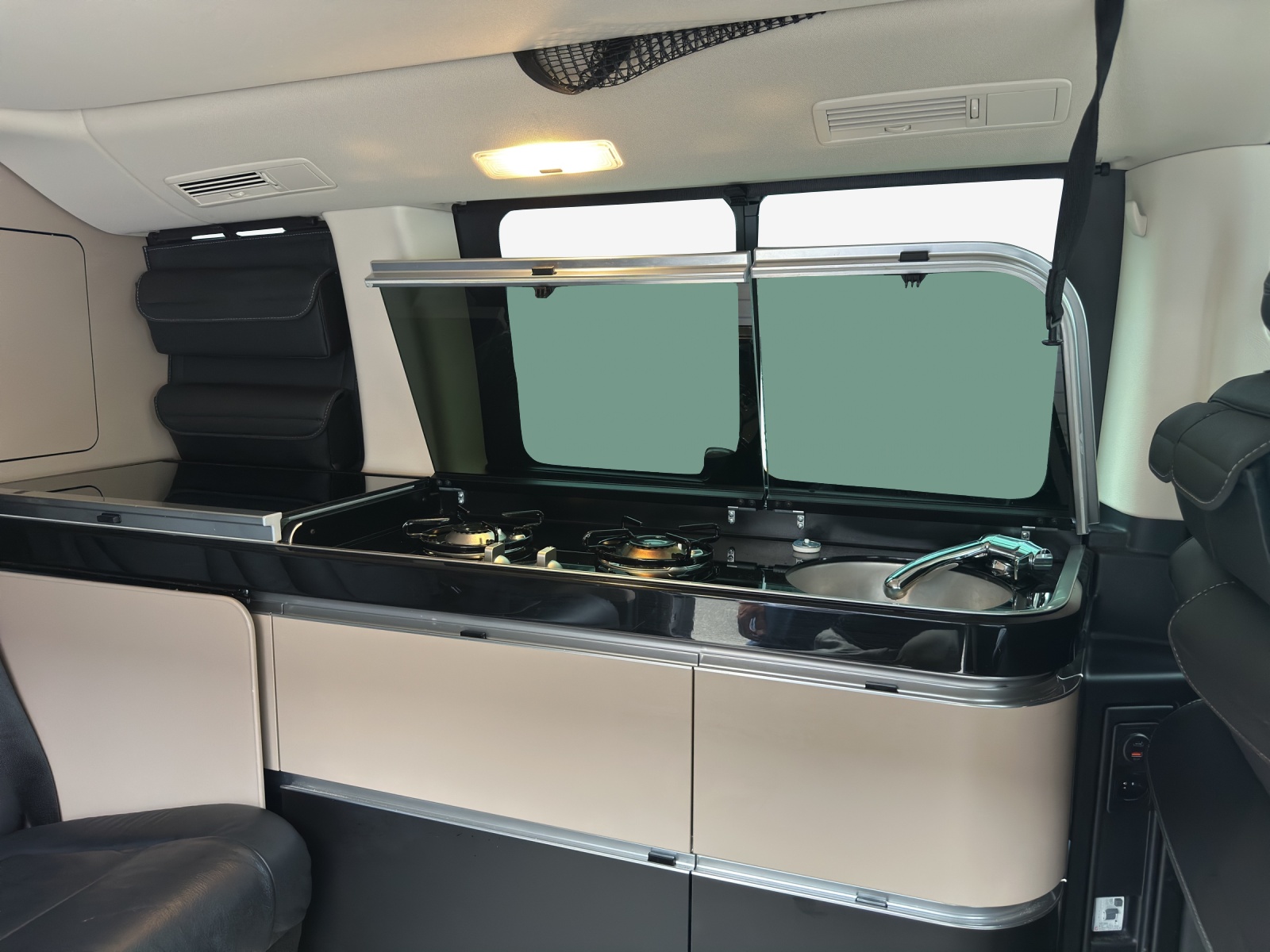 MERCEDES-BENZ Marco Polo 250 d 4M Automat-image-14