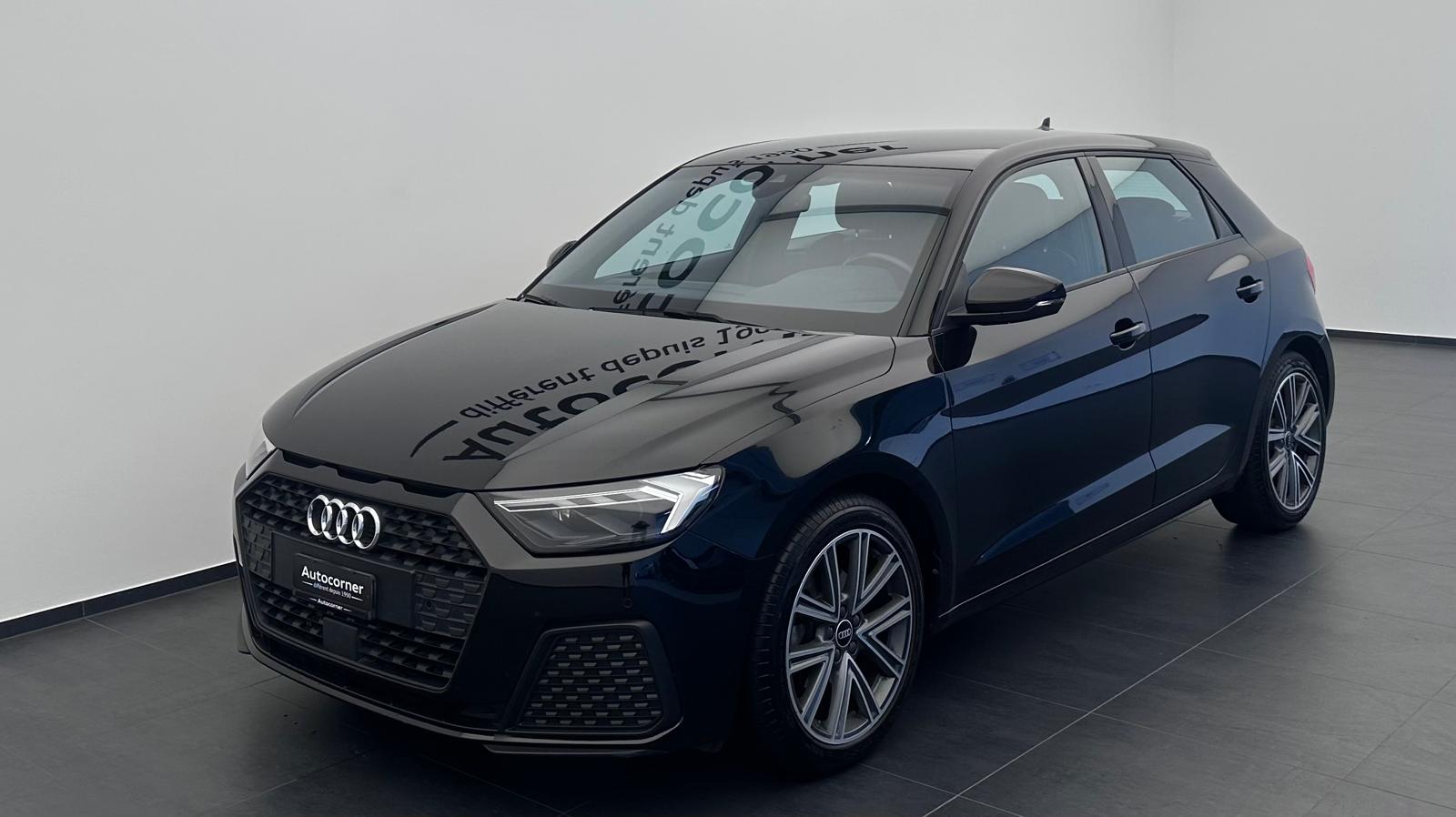 AUDI A1 Sportback 30 TFSI Attraction-image-2