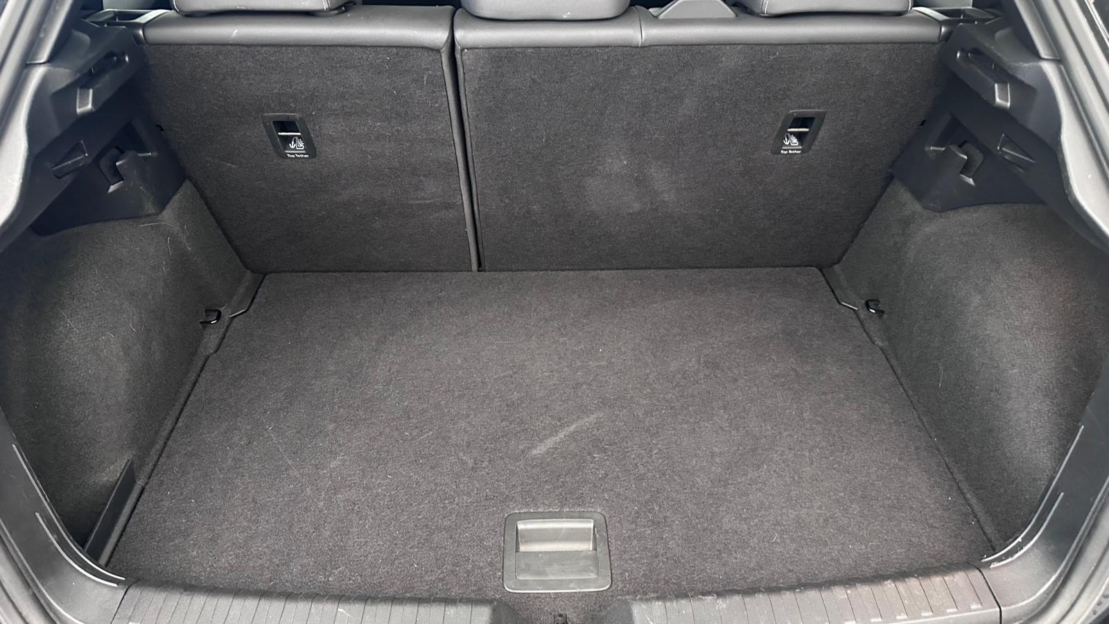 AUDI A1 Sportback 30 TFSI Attraction-image-12