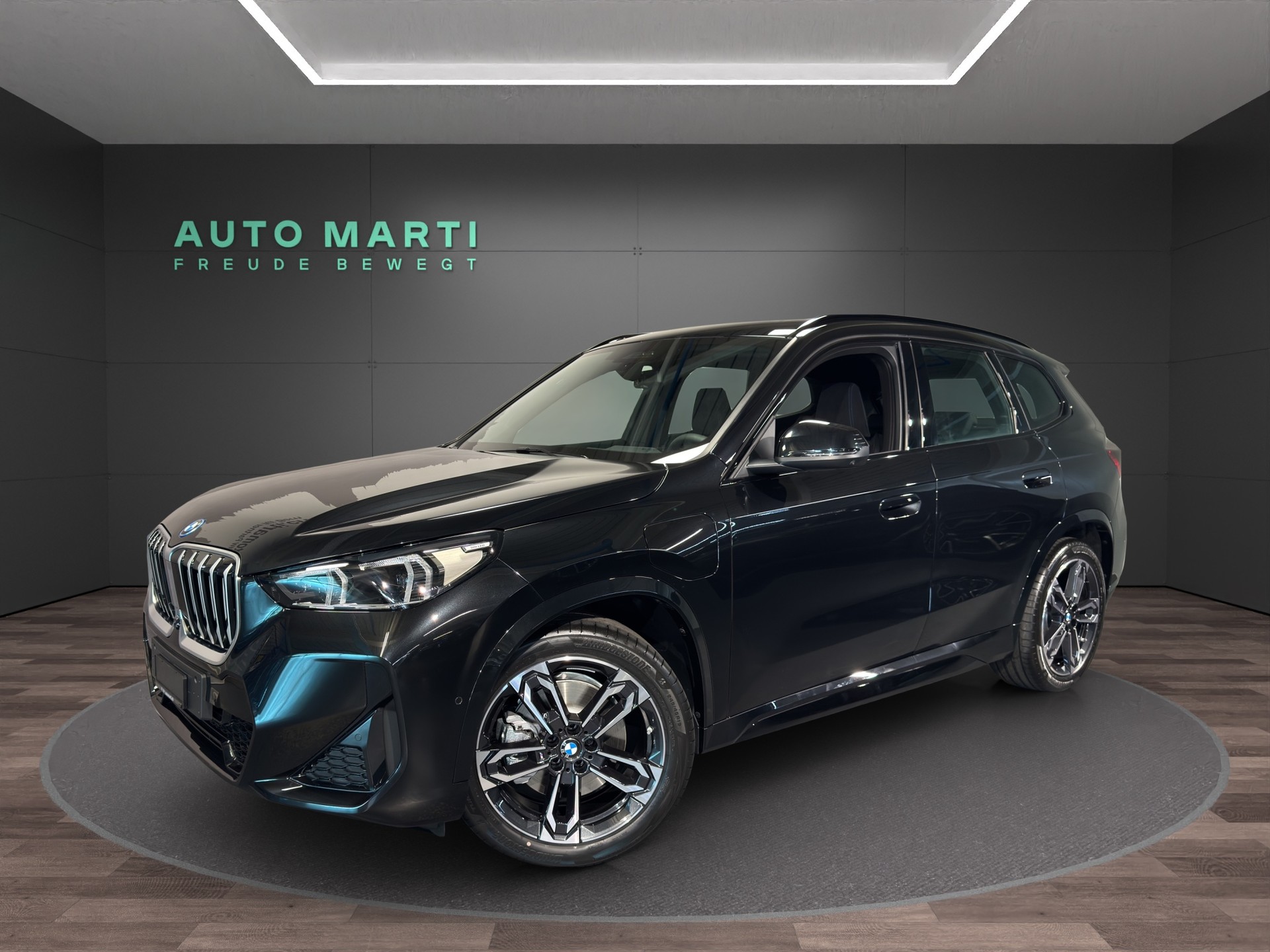 BMW X1 30e xDrive-image-0
